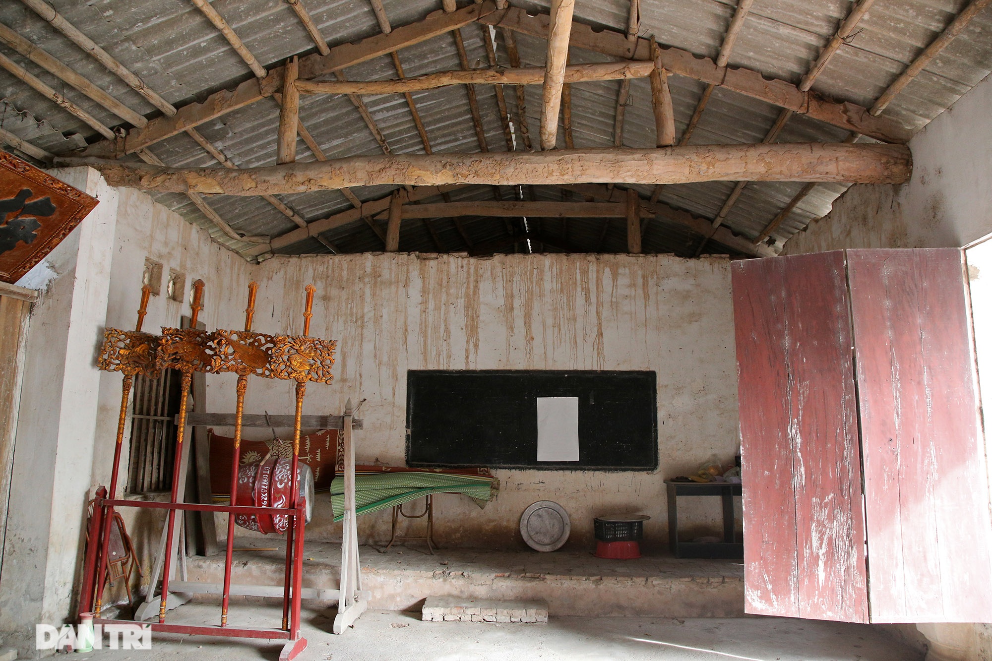 Ngôi đình độc lạ ở Hà Nội với tư thế rồng quay ngược - 6 Ngôi đình độc lạ ở Hà Nội với tư thế rồng quay ngược - 6