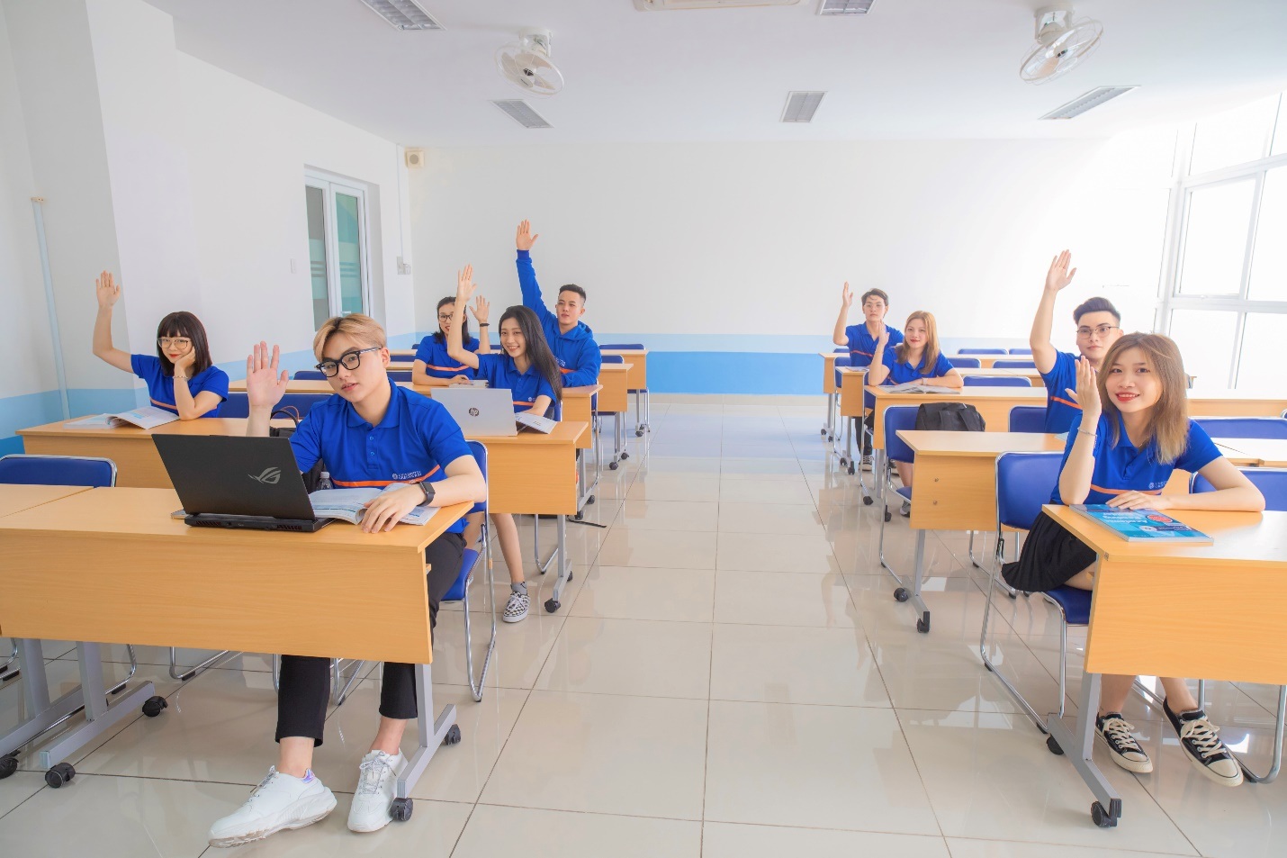 Du học tại chỗ nên chọn trường nào? - 1
