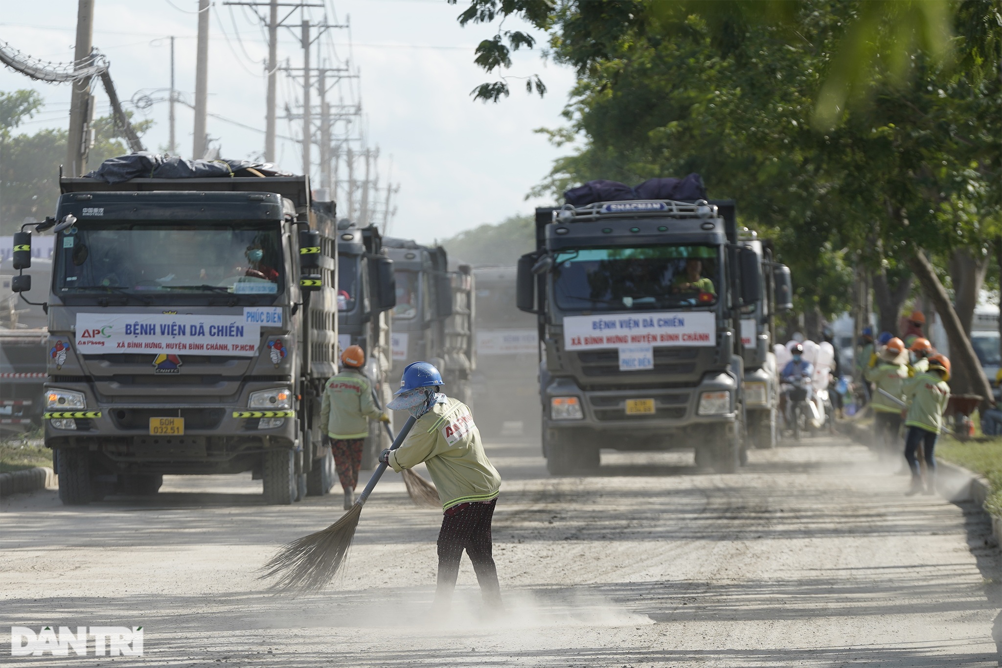 TPHCM thần tốc xây dựng bệnh viện dã chiến trên đầm lầy rộng 5 héc-ta - 10