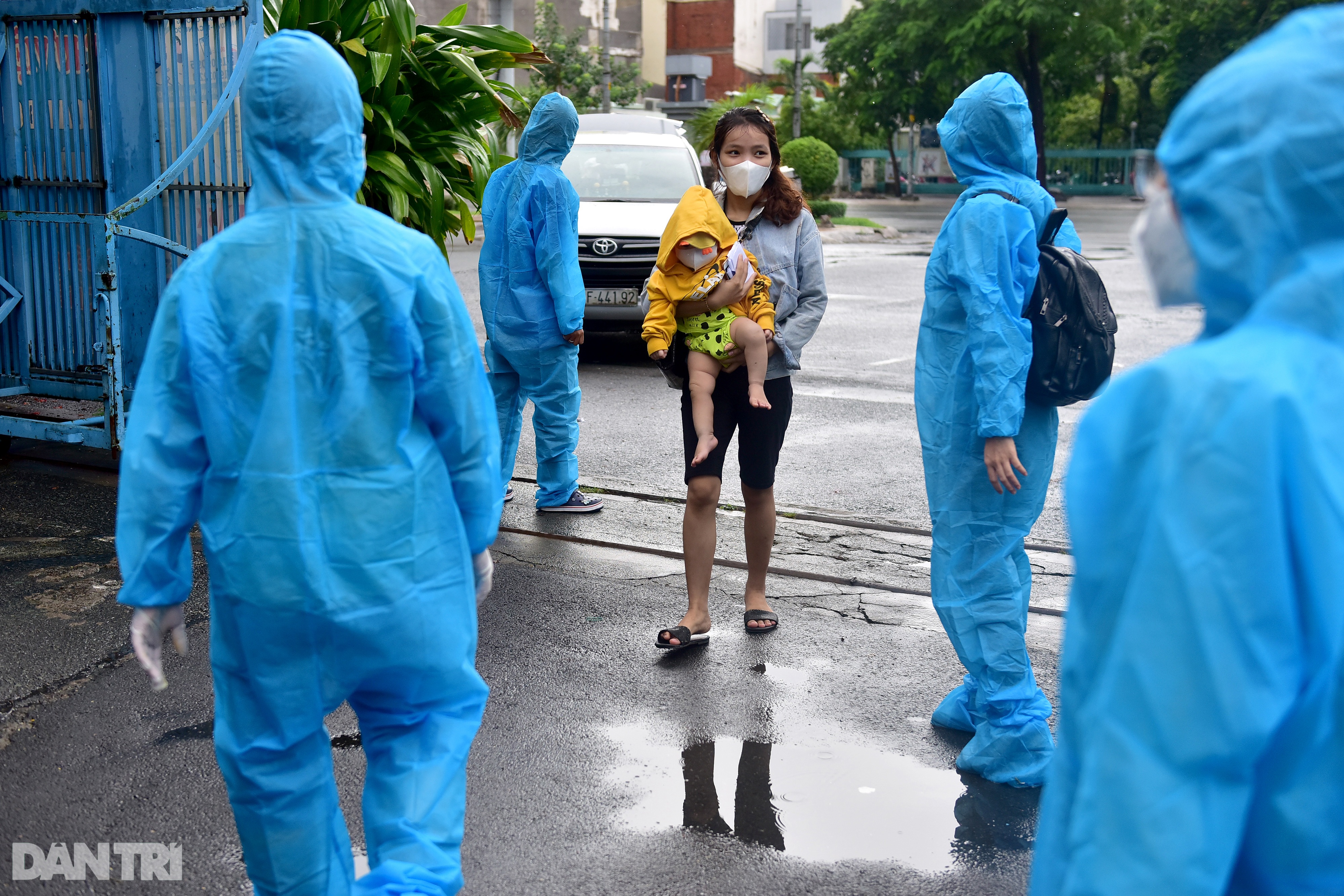 500 công dân Quảng Nam lên xe khách rời tâm dịch TPHCM trở về quê nhà - 3 500 công dân Quảng Nam lên xe khách rời tâm dịch TPHCM trở về quê nhà - 3
