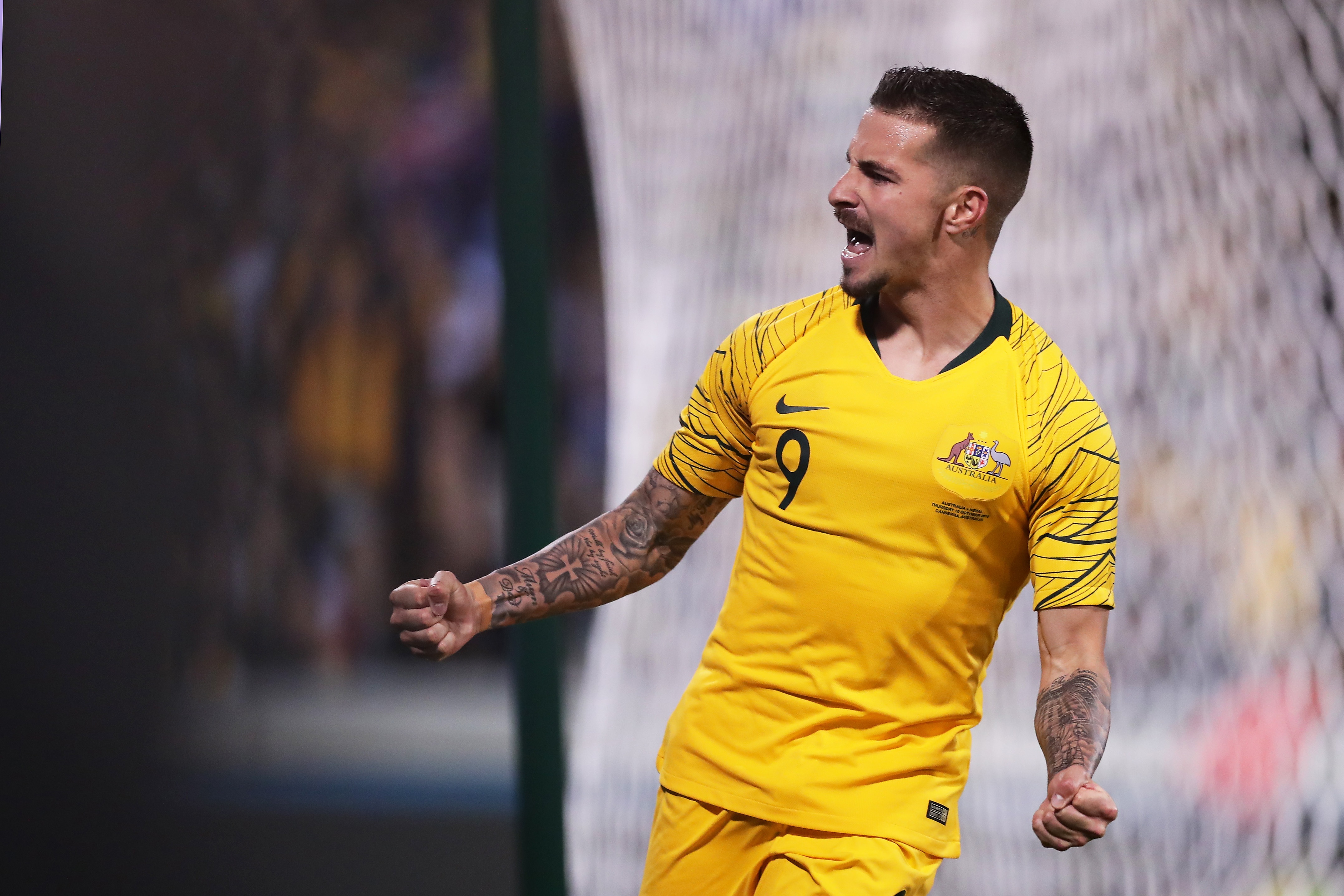 Liên đoàn bóng đá Australia thừa nhận khó tổ chức các trận vòng loại World Cup trên sân nhà.