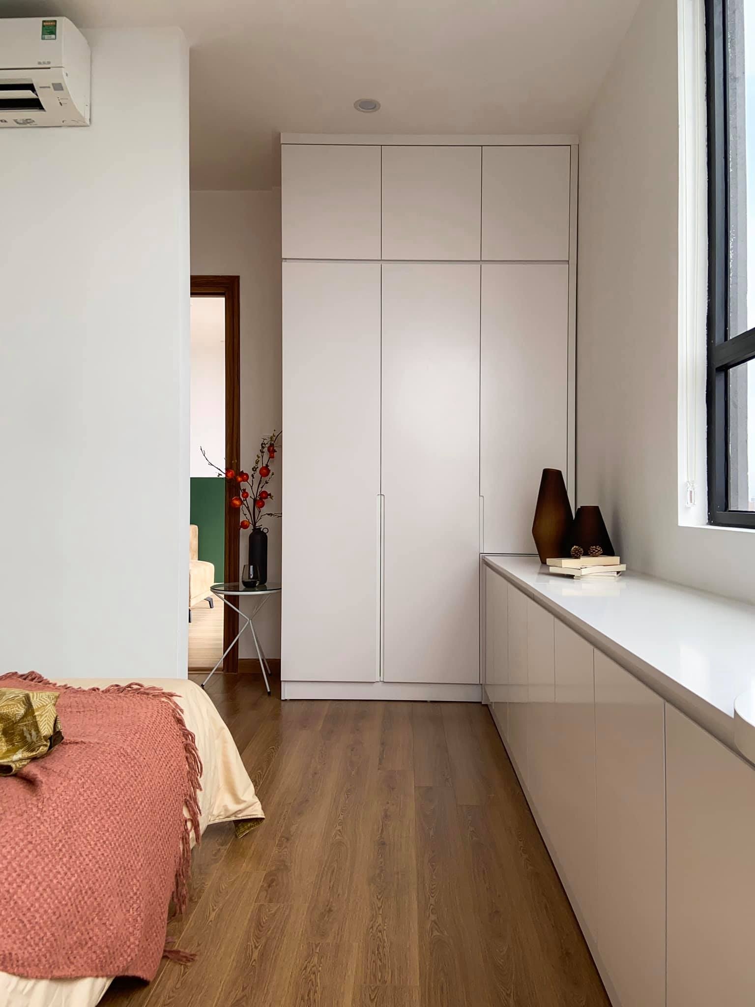 Ngắm căn hộ của gia chủ khó tính: Nội thất đẹp, lạ với tông màu xanh đậm - 16 Ngắm căn hộ của gia chủ khó tính: Nội thất đẹp, lạ với tông màu xanh đậm - 16