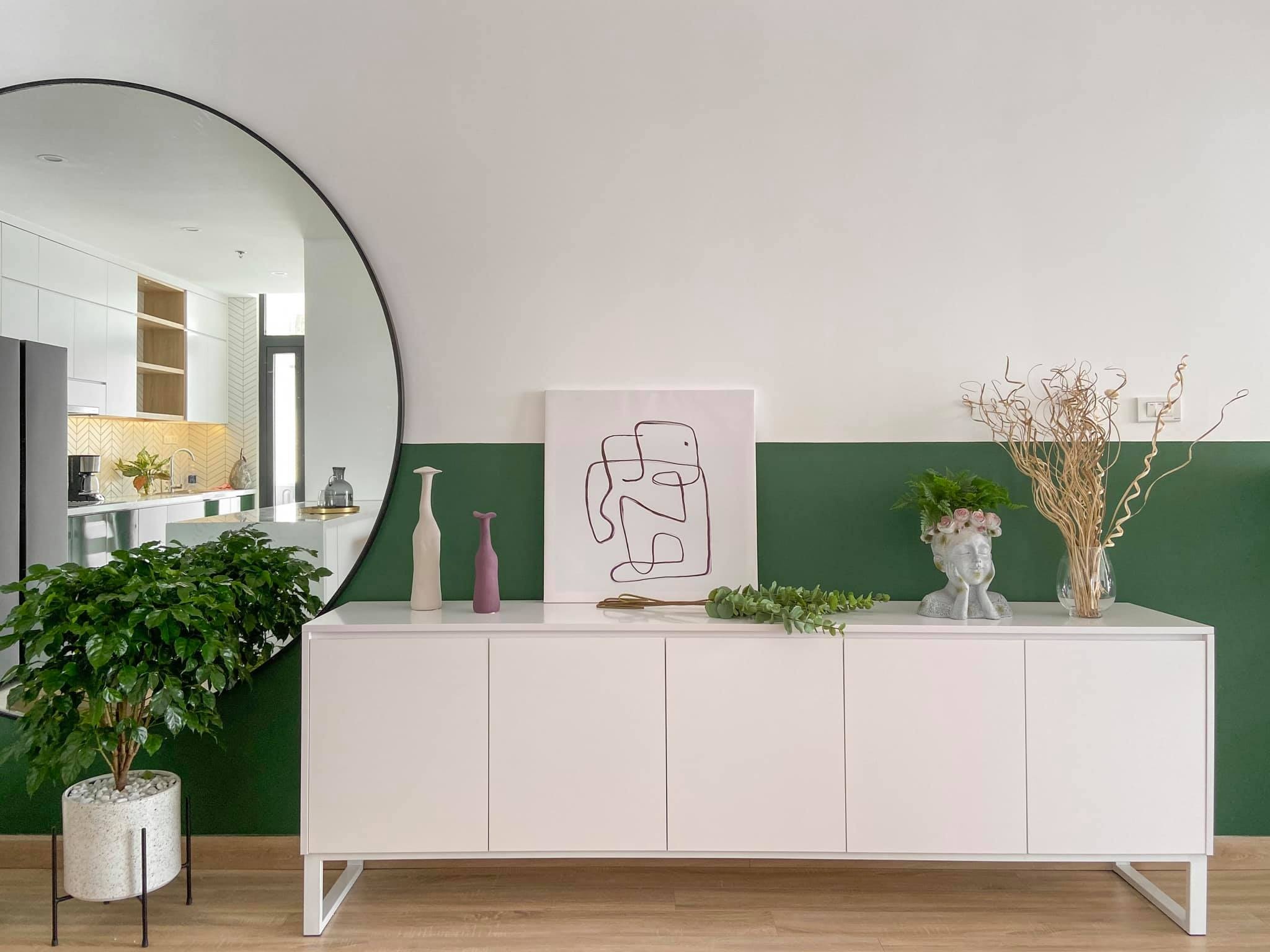 Ngắm căn hộ của gia chủ khó tính: Nội thất đẹp, lạ với tông màu xanh đậm - 5 Ngắm căn hộ của gia chủ khó tính: Nội thất đẹp, lạ với tông màu xanh đậm - 5