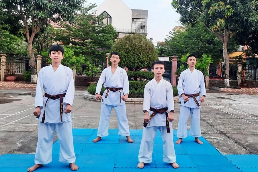 Kỳ tích của cậu học trò mồ côi người Mông Làng trẻ em SOS đỗ ĐH Y Hà Nội - 3