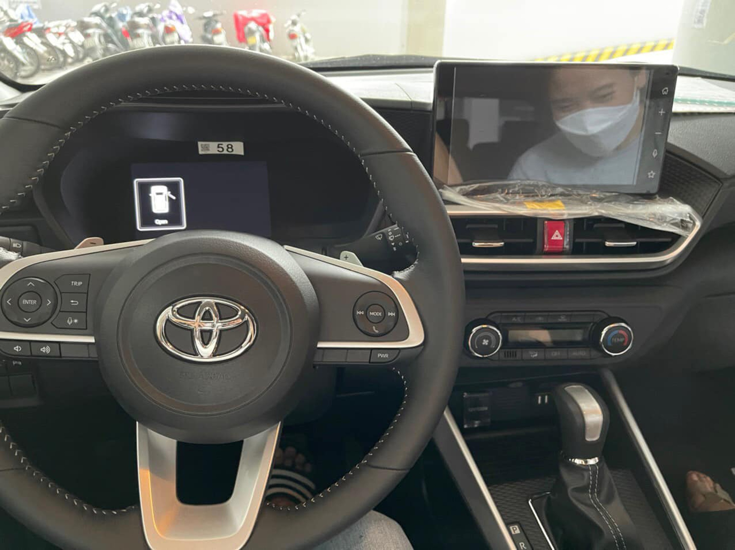 Toyota Raize bất ngờ về Hà Nội, đại lý hé lộ giá dưới 500 triệu đồng - 4