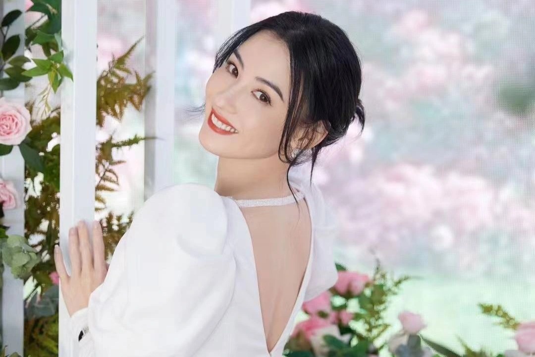 Trương Bá Chi được khen bản lĩnh, tự vươn lên trong nghèo khó