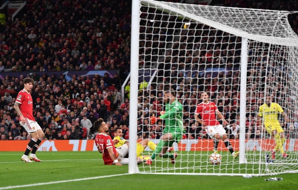 Ronaldo nổ súng ở phút bù giờ, Man Utd ngược dòng hạ Villarreal - 3 Ronaldo nổ súng ở phút bù giờ, Man Utd ngược dòng hạ Villarreal - 3