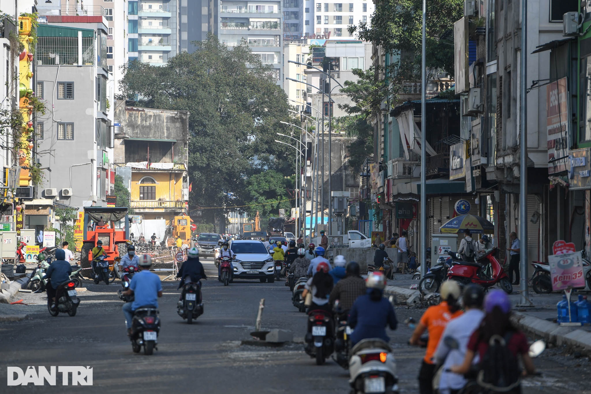 Hiện trạng con đường đau khổ Vũ Trọng Phụng trước ngày thông xe 1 tháng - 2