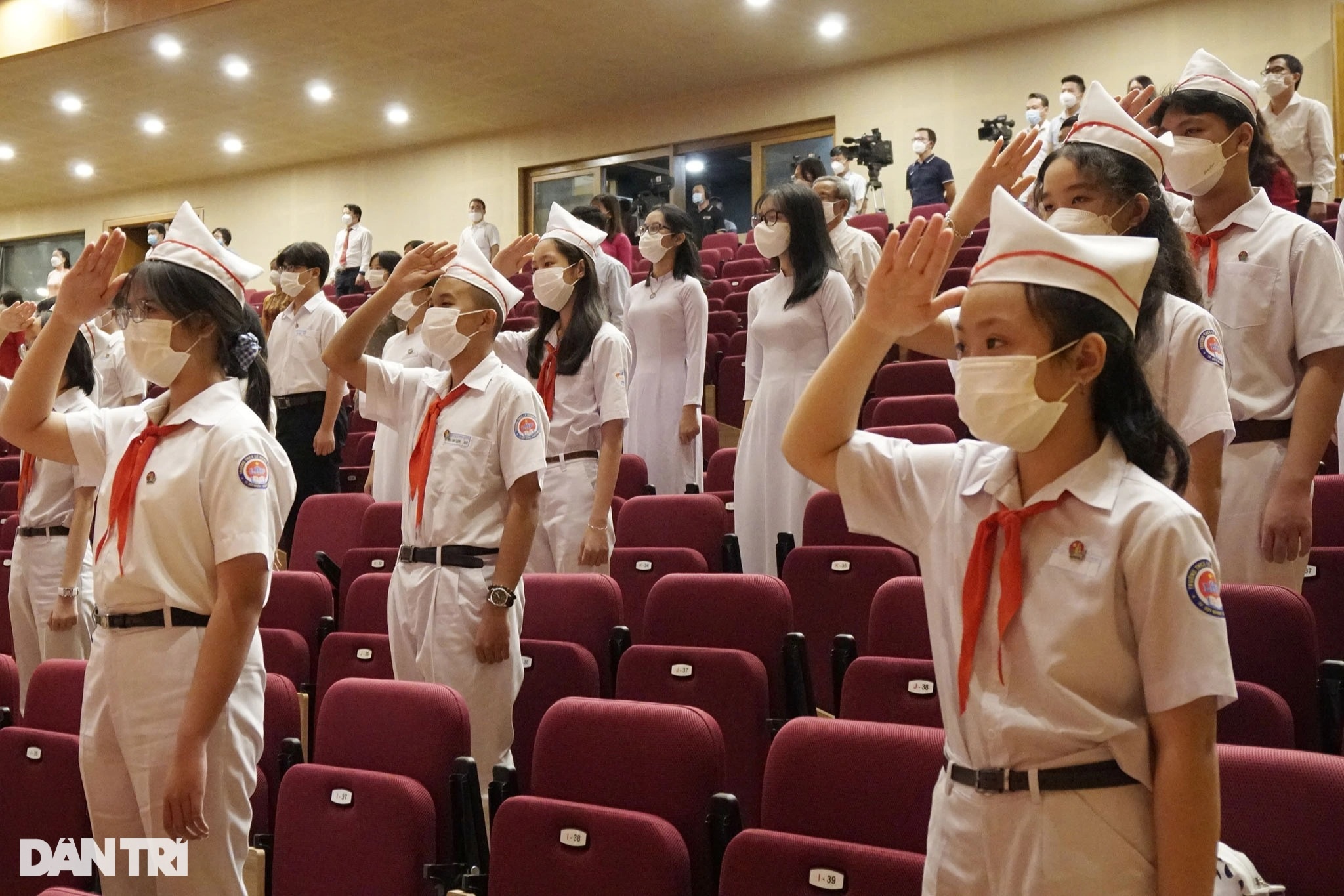 TP Quy Nhơn l&ugrave;i lịch học khẩn cấp v&igrave; xuất hiện nhiều ca F0 trong cộng đồng - 1