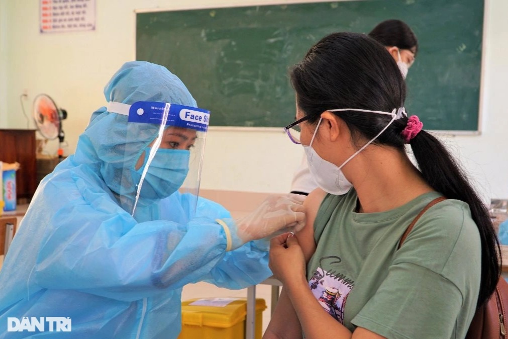 Nhiều tỉnh miền Tây đạt trên 55% dân số đã tiêm vaccine - 1 Nhiều tỉnh miền Tây đạt trên 55% dân số đã tiêm vaccine - 1
