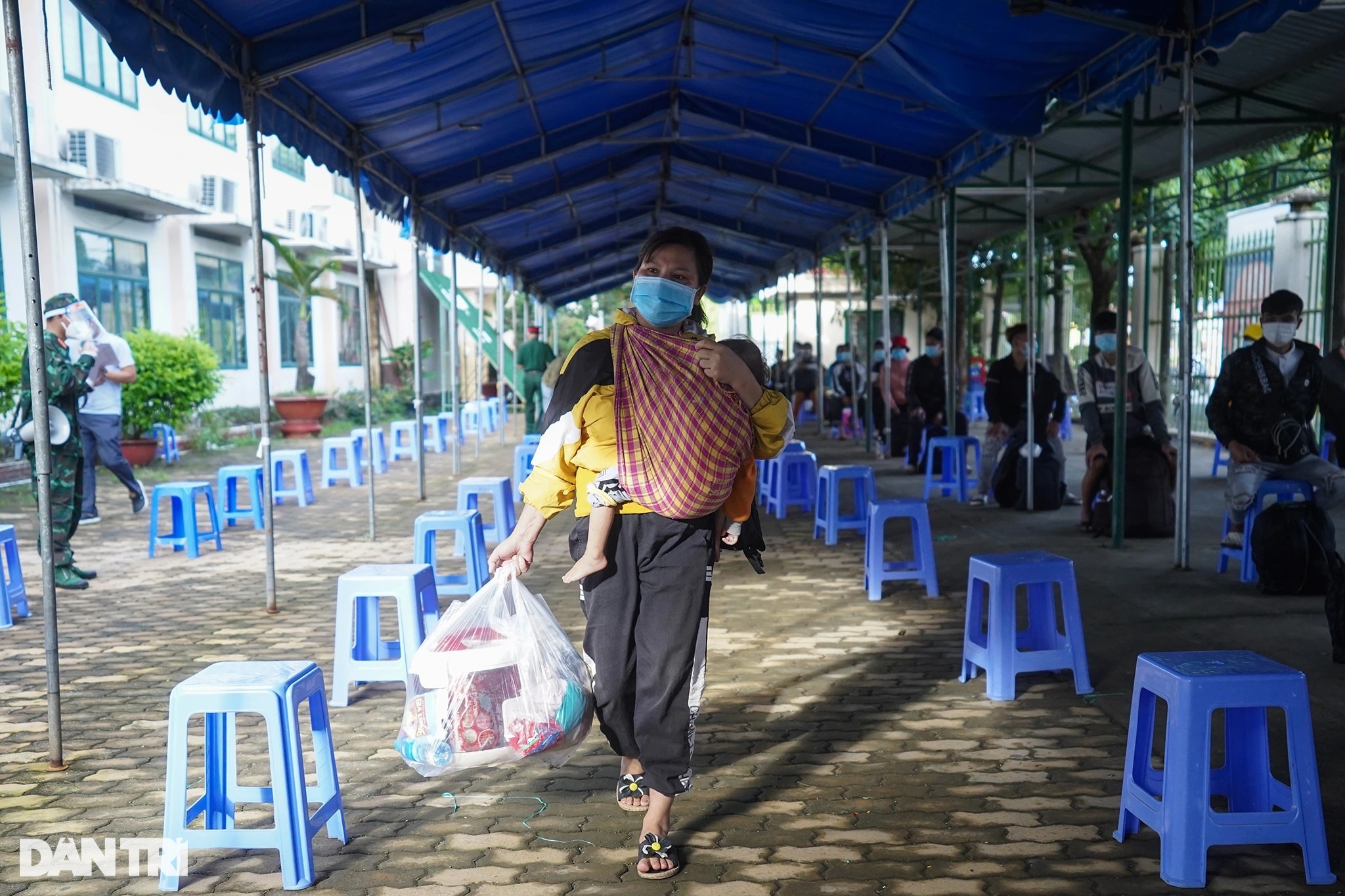 TPHCM hỗ trợ đồng bào thiểu số ở Tây Nguyên về với cái nương, cái rẫy - 5 TPHCM hỗ trợ đồng bào thiểu số ở Tây Nguyên về với cái nương, cái rẫy - 5