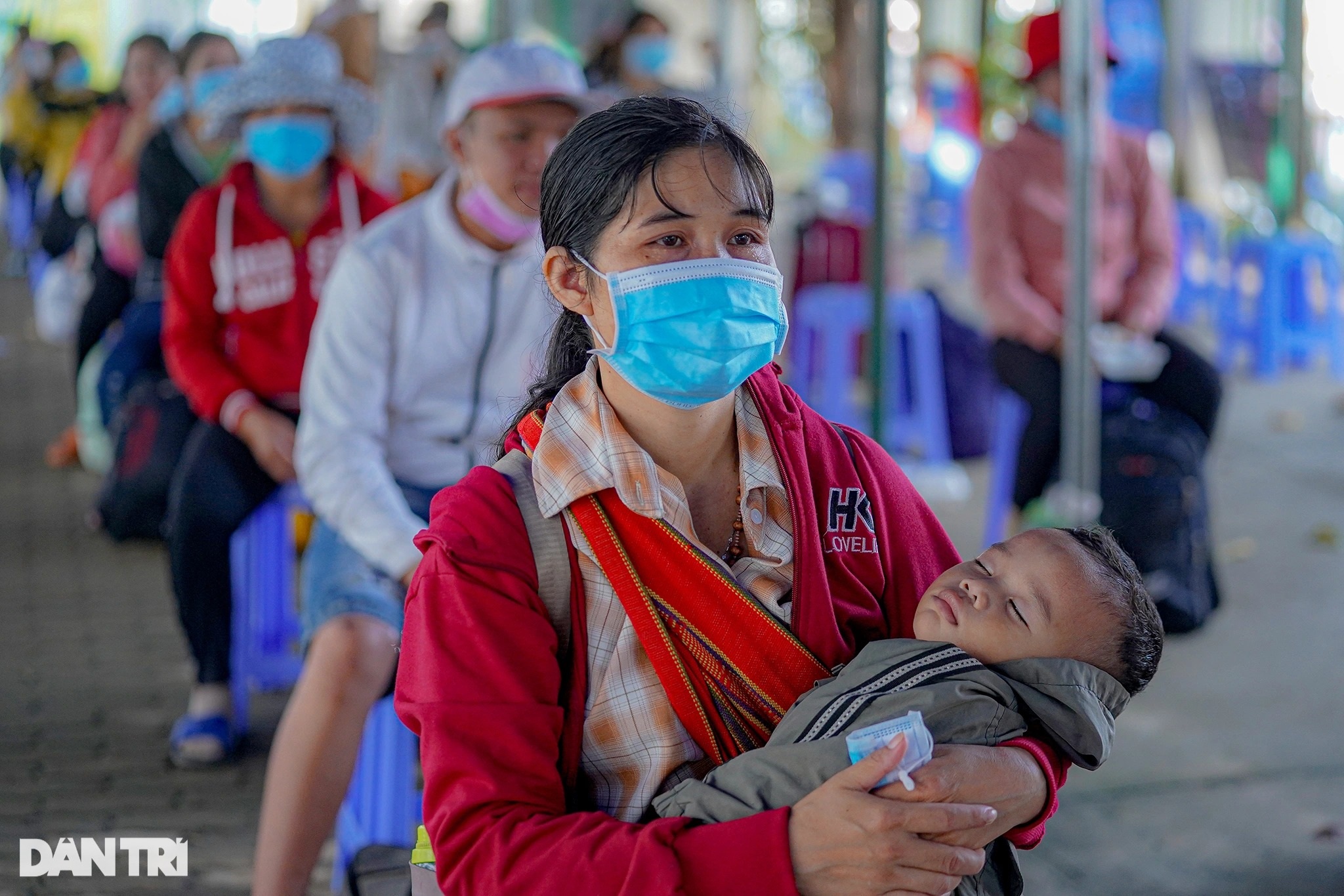 TPHCM hỗ trợ đồng bào thiểu số ở Tây Nguyên về với cái nương, cái rẫy - 4 TPHCM hỗ trợ đồng bào thiểu số ở Tây Nguyên về với cái nương, cái rẫy - 4