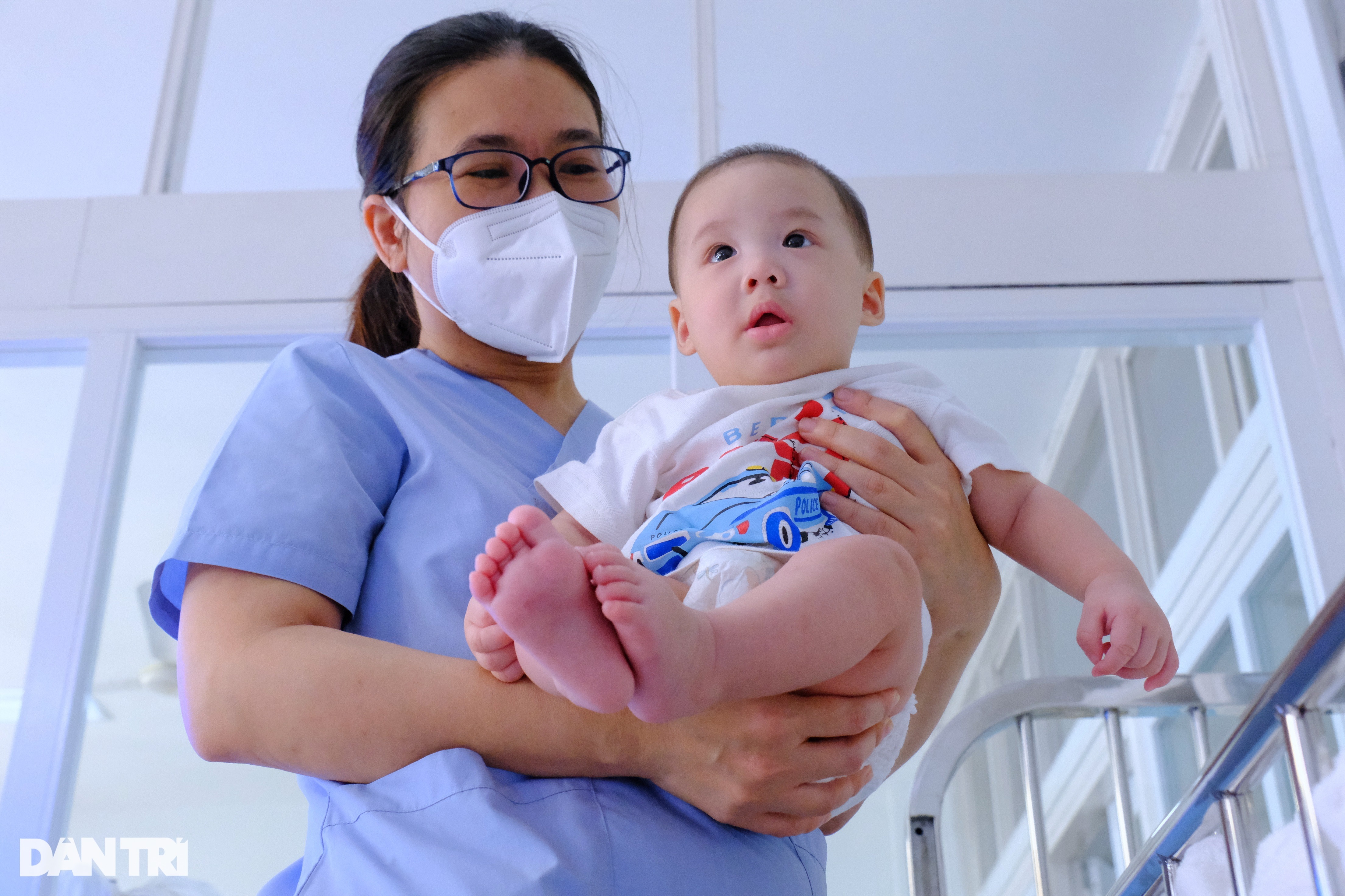 Chuyện về những trẻ sơ sinh bị cha mẹ bỏ rơi sau đại dịch Covid-19 ở TPHCM - 10