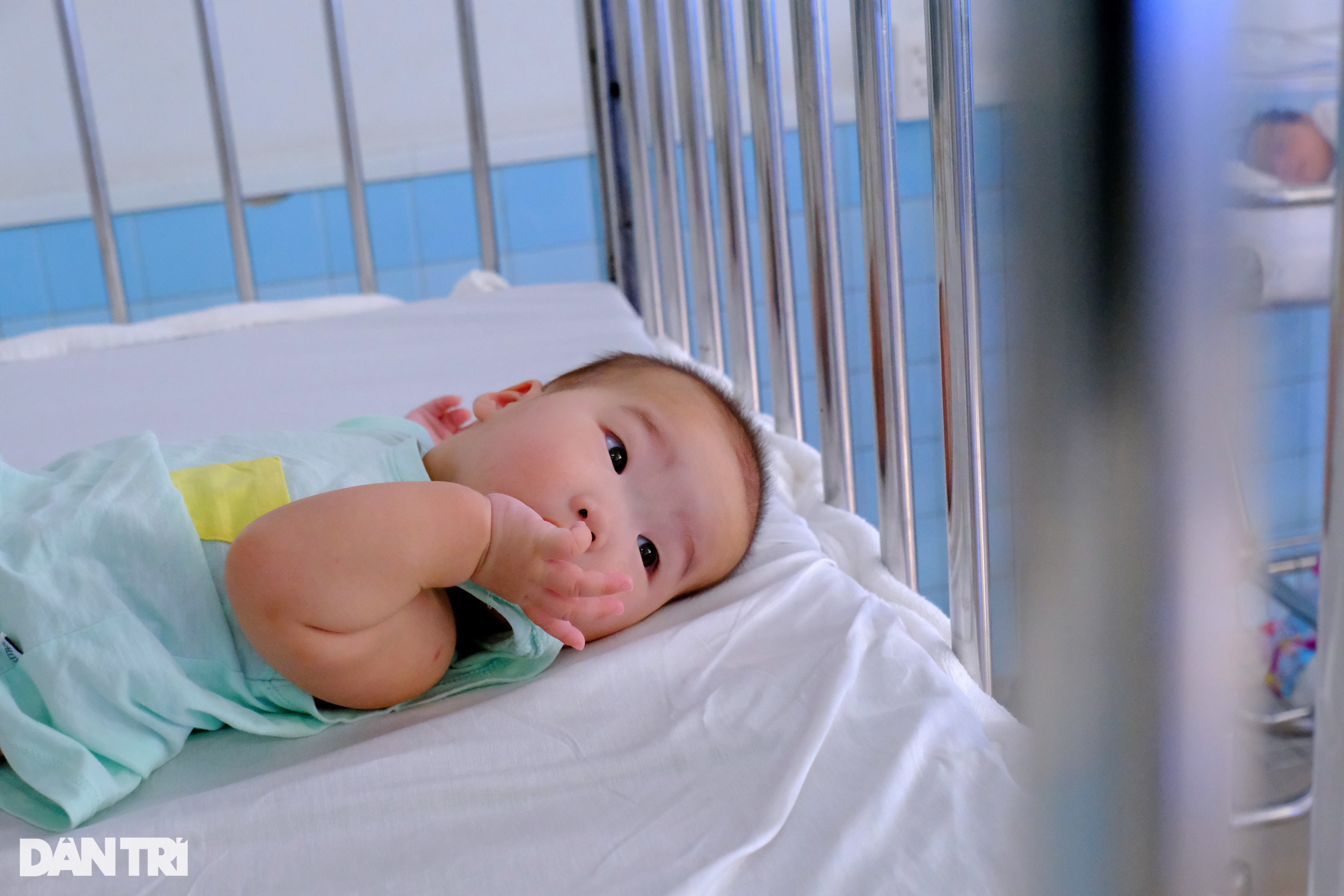Chuyện về những trẻ sơ sinh bị cha mẹ bỏ rơi sau đại dịch Covid-19 ở TPHCM - 1