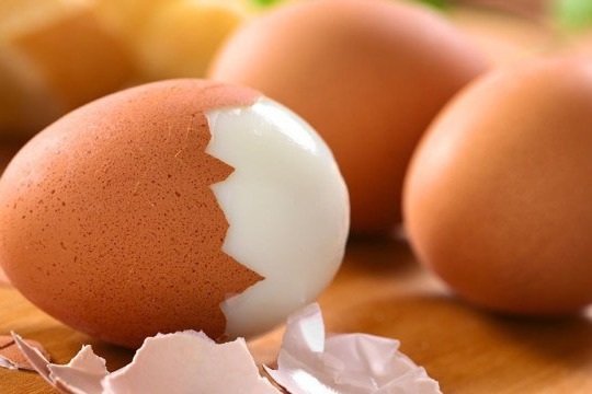Trứng rất bổ dưỡng, nhưng nên thận trọng khi kết hợp với 5 thực phẩm này