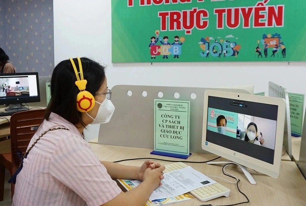 Không thở nổi khi đi làm lại, cô gái đành nghỉ việc lương cả ngàn đô la - 2 Không thở nổi khi đi làm lại, cô gái đành nghỉ việc lương cả ngàn đô la - 2