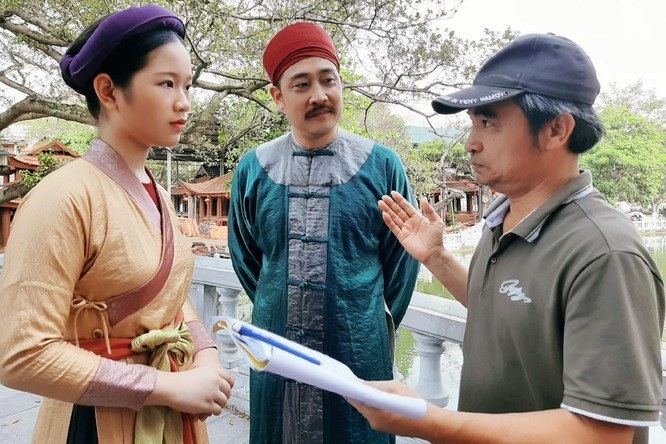 Bố con ông Tấn Hương vị tình thân đóng phim Đại thi hào Nguyễn Du - 8 Bố con ông Tấn Hương vị tình thân đóng phim Đại thi hào Nguyễn Du - 8