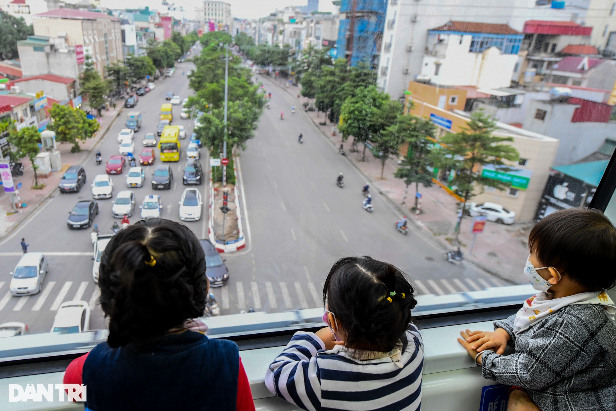 Tàu Cát Linh - Hà Đông vắng vẻ sau ngày bán vé, khách trải nghiệm giảm mạnh - 14