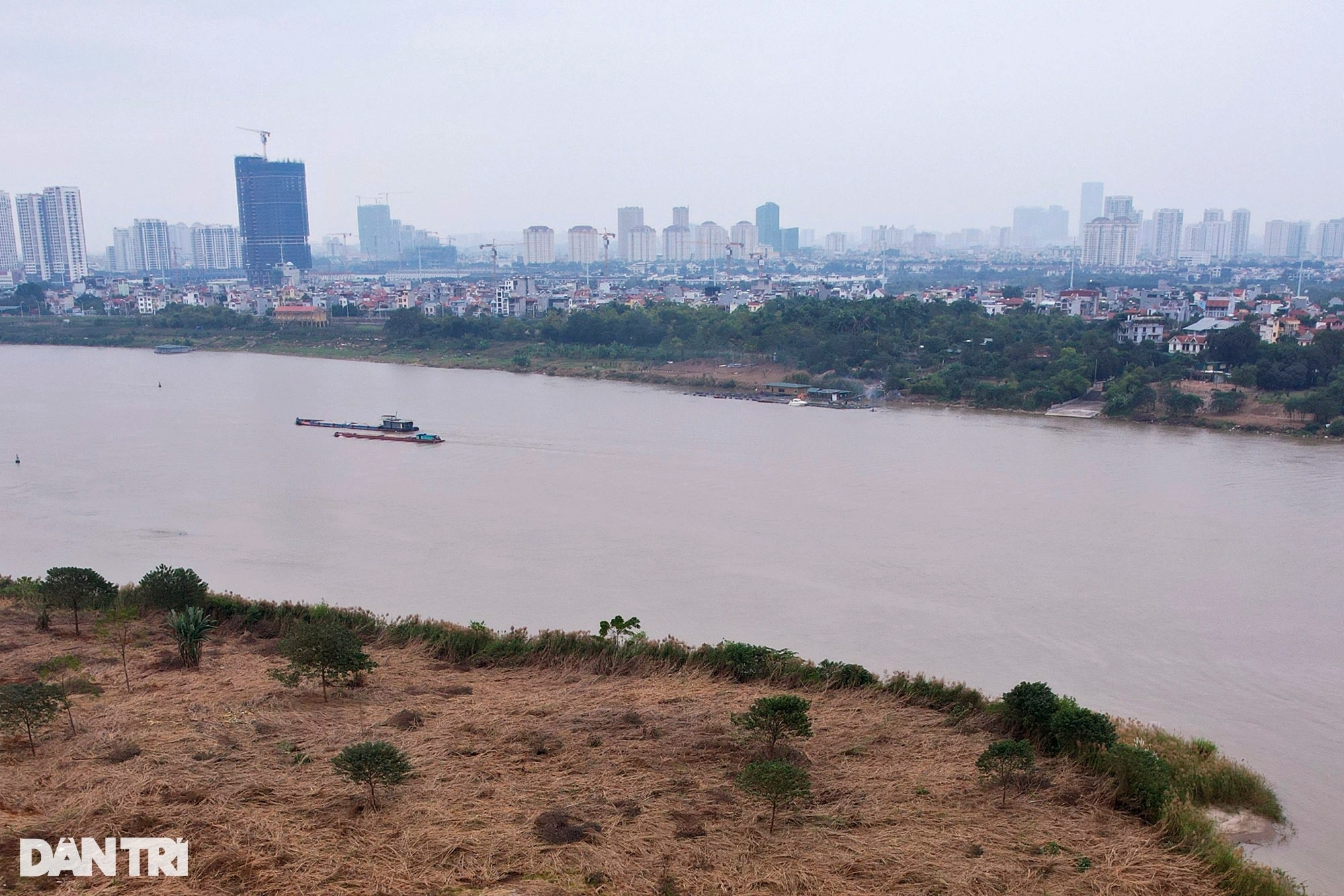 Unspoiled Red River alluvial grounds without human footprints in Hanoi - 13