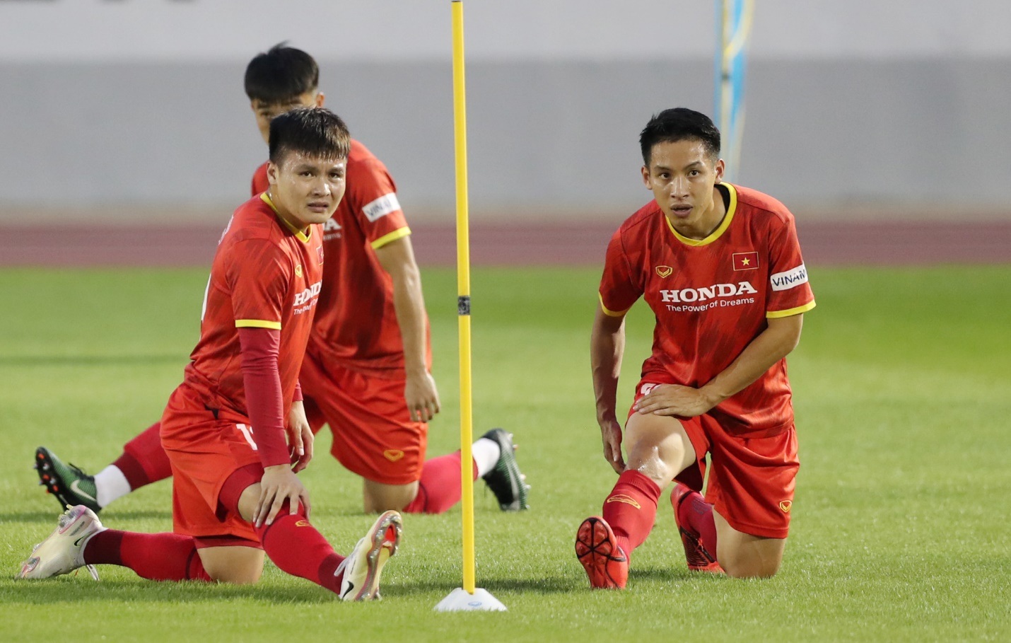 Hùng Dũng cần cho vòng loại World Cup, không phải AFF Cup - 1