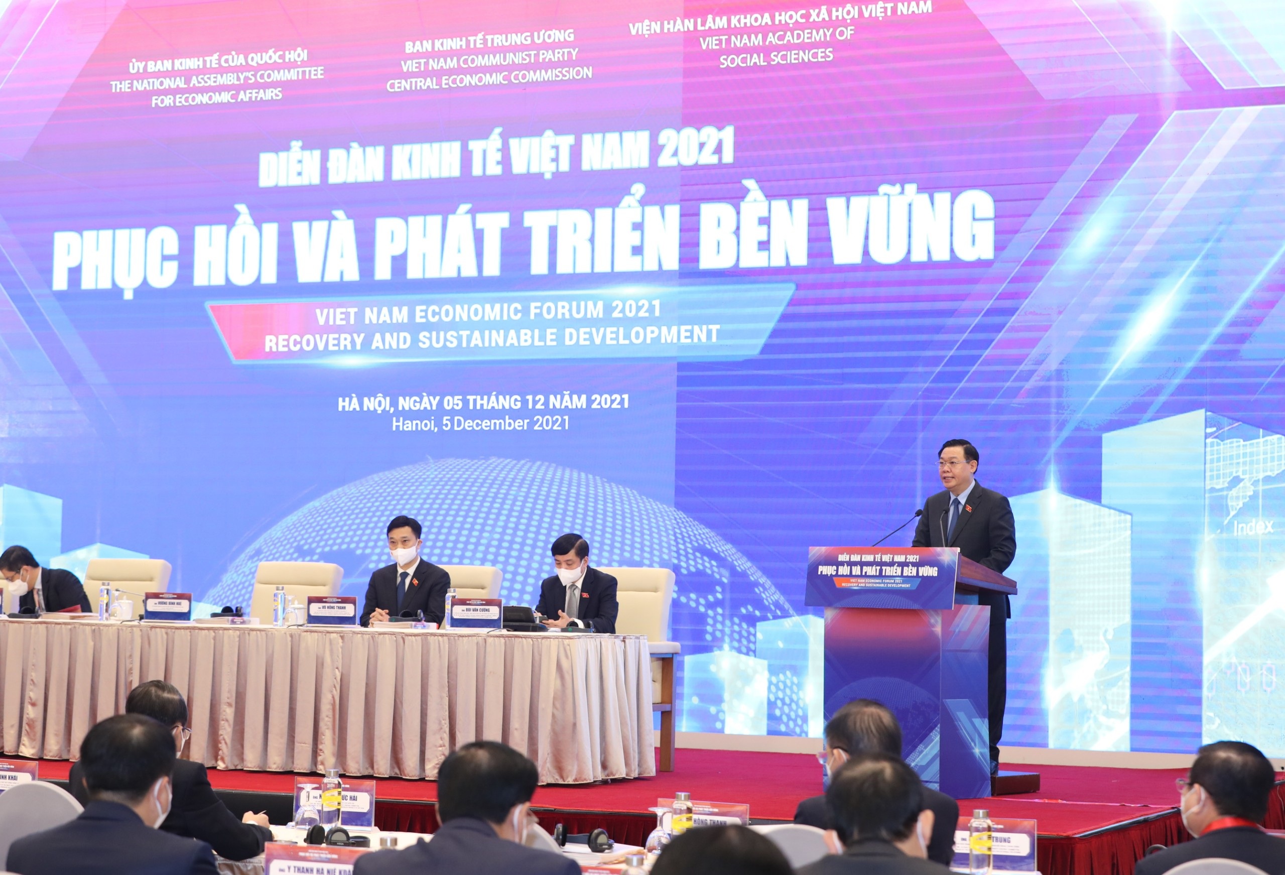 Chủ tịch Quốc hội: Không dễ thì làm khó thì bỏ, cần có gói hỗ trợ lãi suất - 2 Chủ tịch Quốc hội: Không dễ thì làm khó thì bỏ, cần có gói hỗ trợ lãi suất - 2