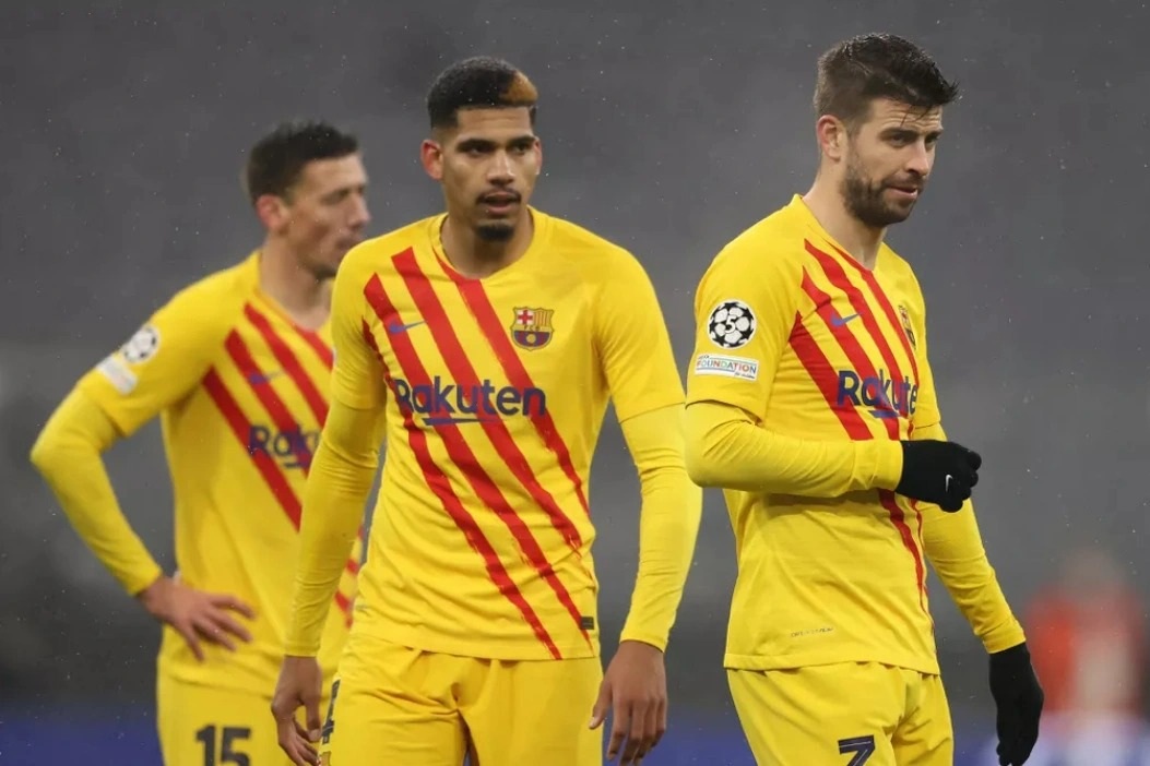 Bị loại khỏi Champions League, Barcelona gặp đối thủ nào ở Europa League? - 2