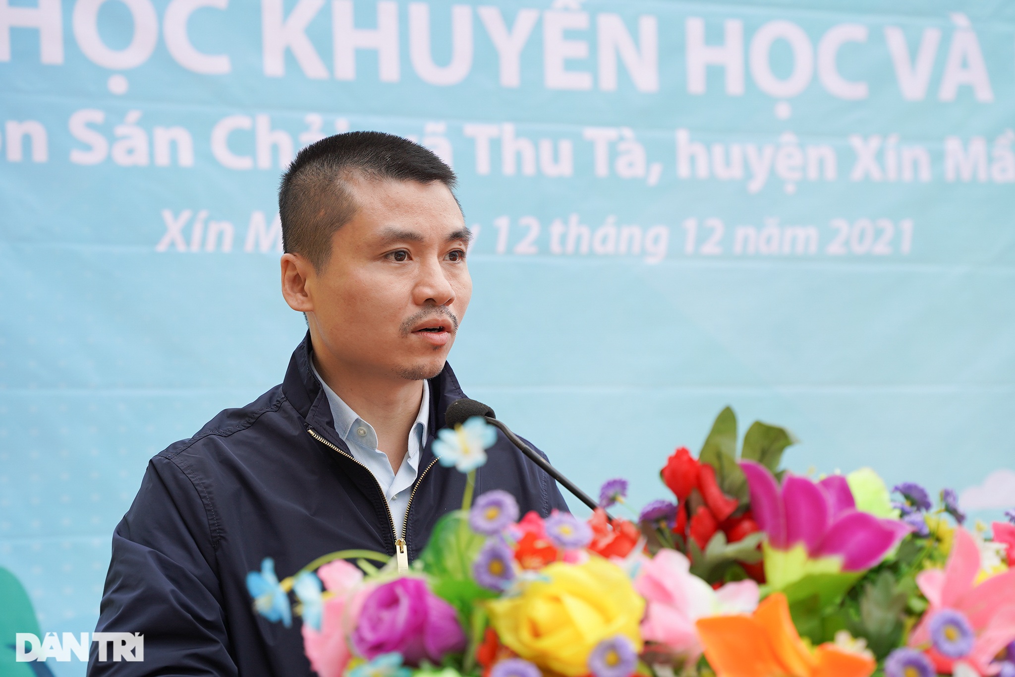 Khánh thành phòng học Dân trí thứ 41 tại điểm trường bản Sán Chải - 2 Khánh thành phòng học Dân trí thứ 41 tại điểm trường bản Sán Chải - 2
