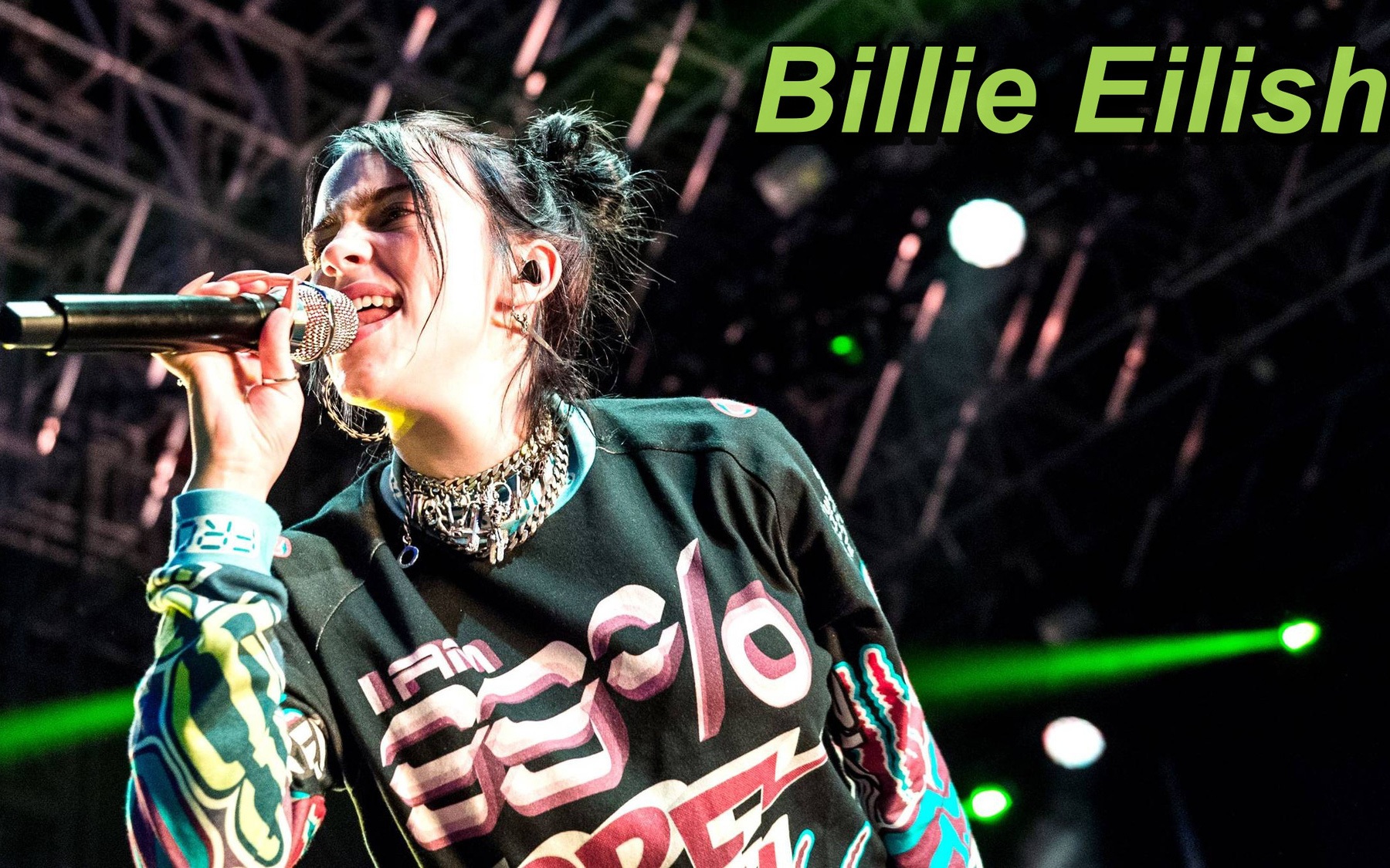 Ca sĩ Billie Eilish "bị phá hủy não bộ" vì từng... nghiện phim "đen"