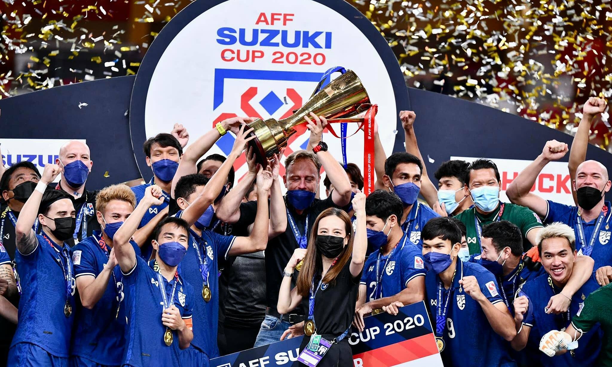 Báo Thái Lan nói gì sau khi đội nhà vô địch AFF Cup 2020? - 1