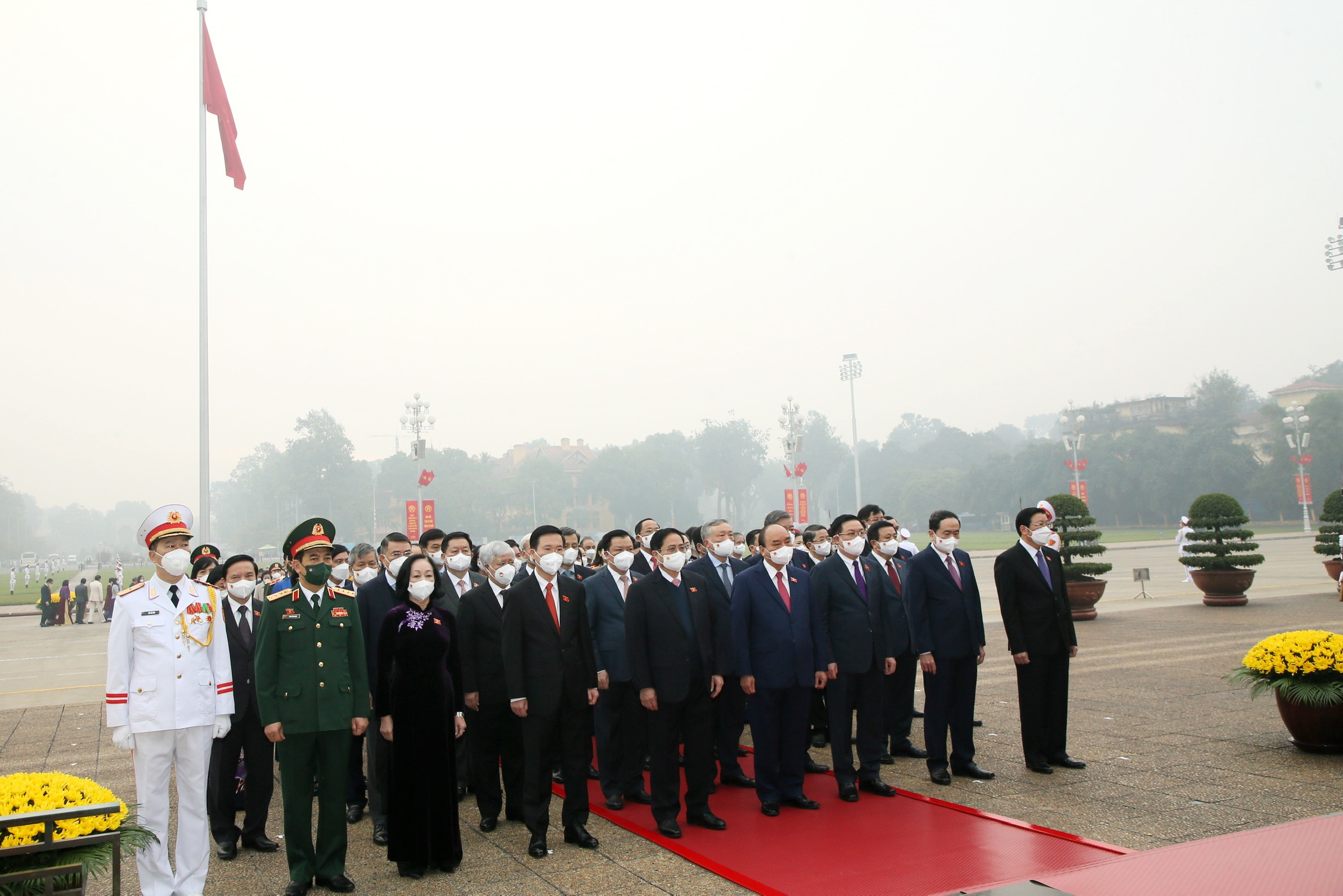 Lãnh đạo Đảng, Nhà nước, đại biểu Quốc hội viếng Lăng Chủ tịch Hồ Chí Minh - 2