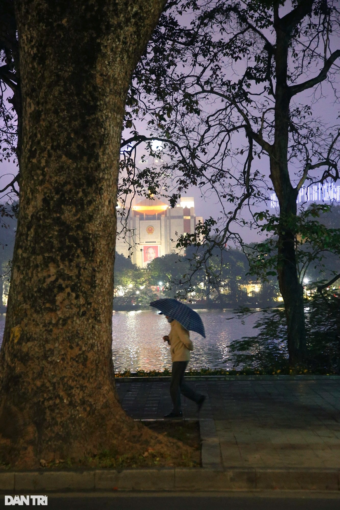 Hà Nội chìm trong đợt rét đậm đầu năm 2022 - 7 Hà Nội chìm trong đợt rét đậm đầu năm 2022 - 7