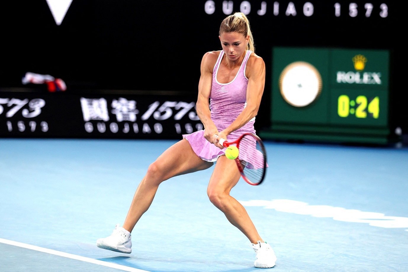 Bị loại ở Australian Open, Camila Giorgi vẫn gây sốt với loạt ảnh gợi cảm -...