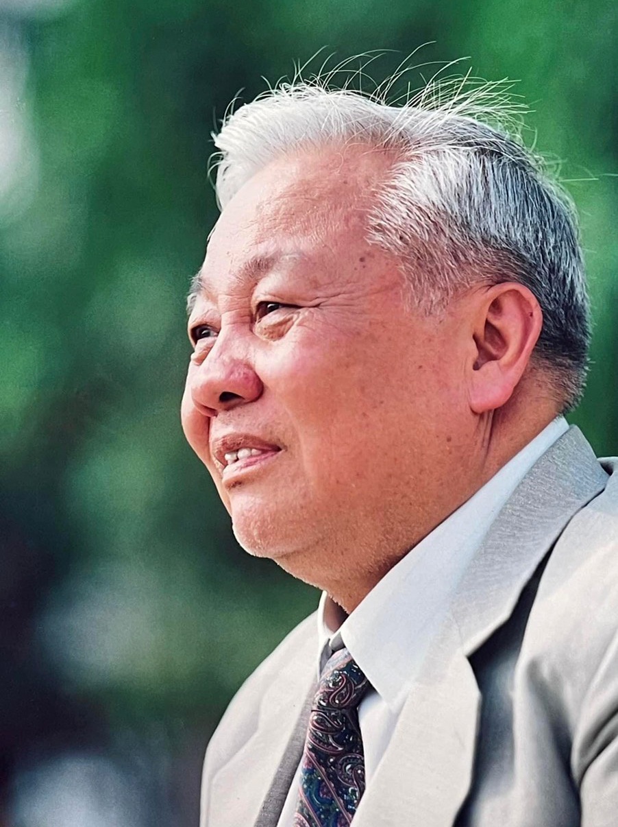 Người thầy lừng danh cả đời vì khoa học và nhiệt huyết với học trò - 9 Người thầy lừng danh cả đời vì khoa học và nhiệt huyết với học trò - 9