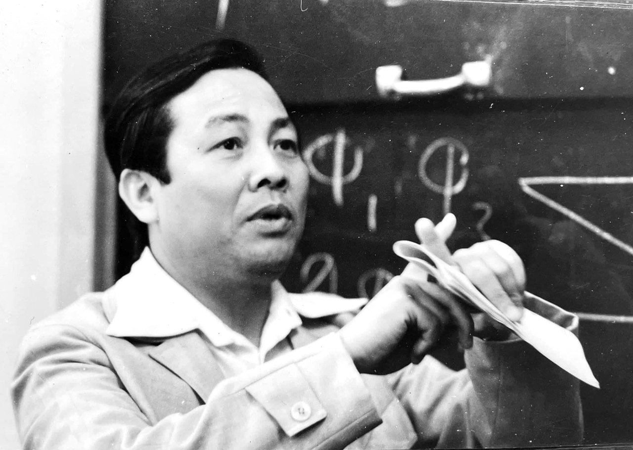 Người thầy lừng danh cả đời vì khoa học và nhiệt huyết với học trò - 5 Người thầy lừng danh cả đời vì khoa học và nhiệt huyết với học trò - 5