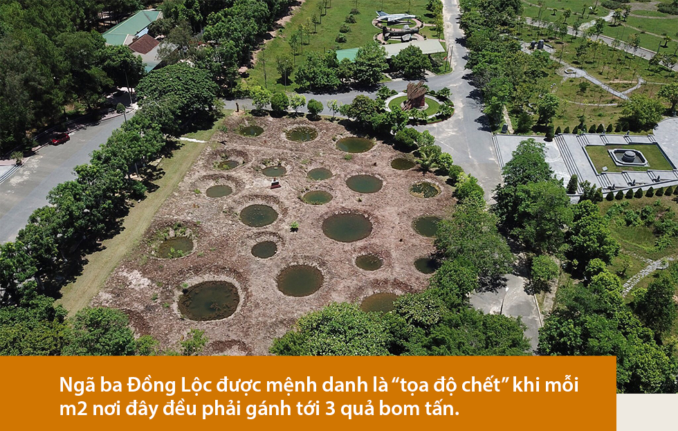Vợ thờ người yêu của chồng và chuyện tình đặc biệt ở tọa độ chết - 4 Vợ thờ người yêu của chồng và chuyện tình đặc biệt ở tọa độ chết - 4