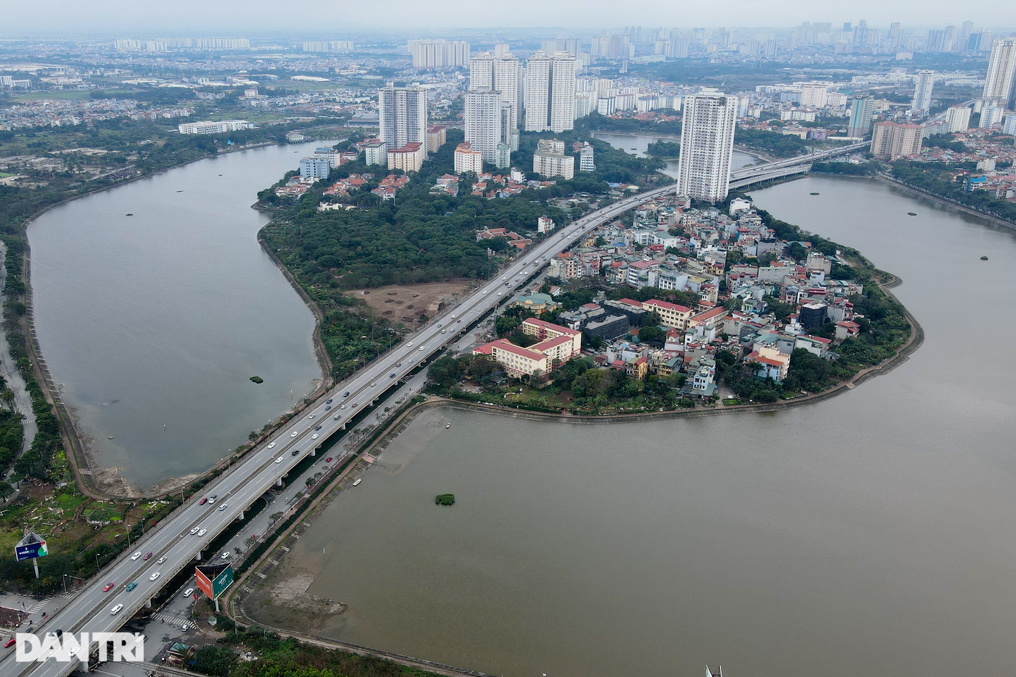 Toàn cảnh đường phố Hà Nội vắng vẻ, thông thoáng ngày cuối cùng năm Tân Sửu - 6