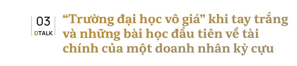 Ông trùm chứng khoán Việt kể quá khứ bị kỷ luật, giúp mẹ làm bảo vệ - 10 Ông trùm chứng khoán Việt kể quá khứ bị kỷ luật, giúp mẹ làm bảo vệ - 10