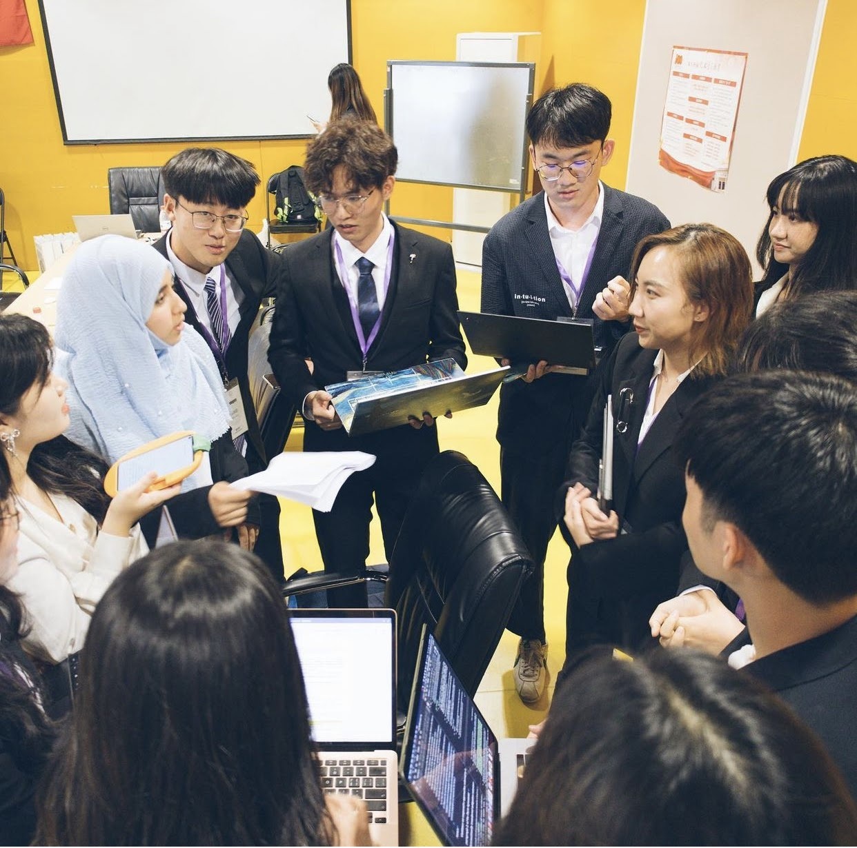 View - Khám phá trường đại học được mệnh danh "Harvard châu Á" | Báo Dân trí