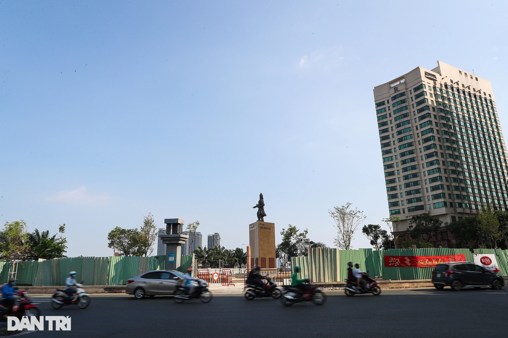 Diện mạo mới khu tượng đài Trần Hưng Đạo sau khi sửa chữa - 12