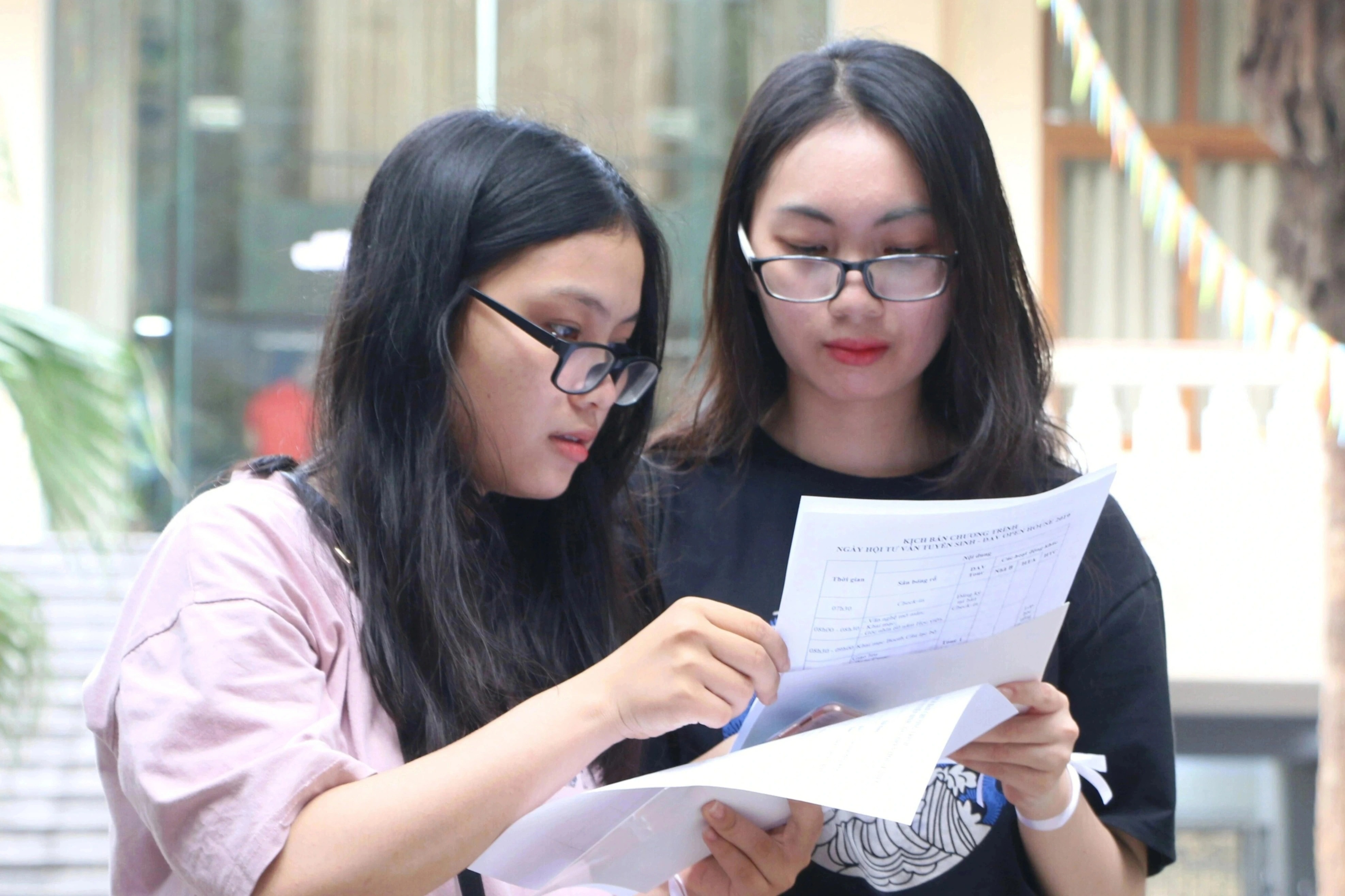 Tuyển sinh 2022: Ngành luật, kinh tế, kỹ thuật... cơ hội việc làm ra sao? - 1 Tuyển sinh 2022: Ngành luật, kinh tế, kỹ thuật... cơ hội việc làm ra sao? - 1