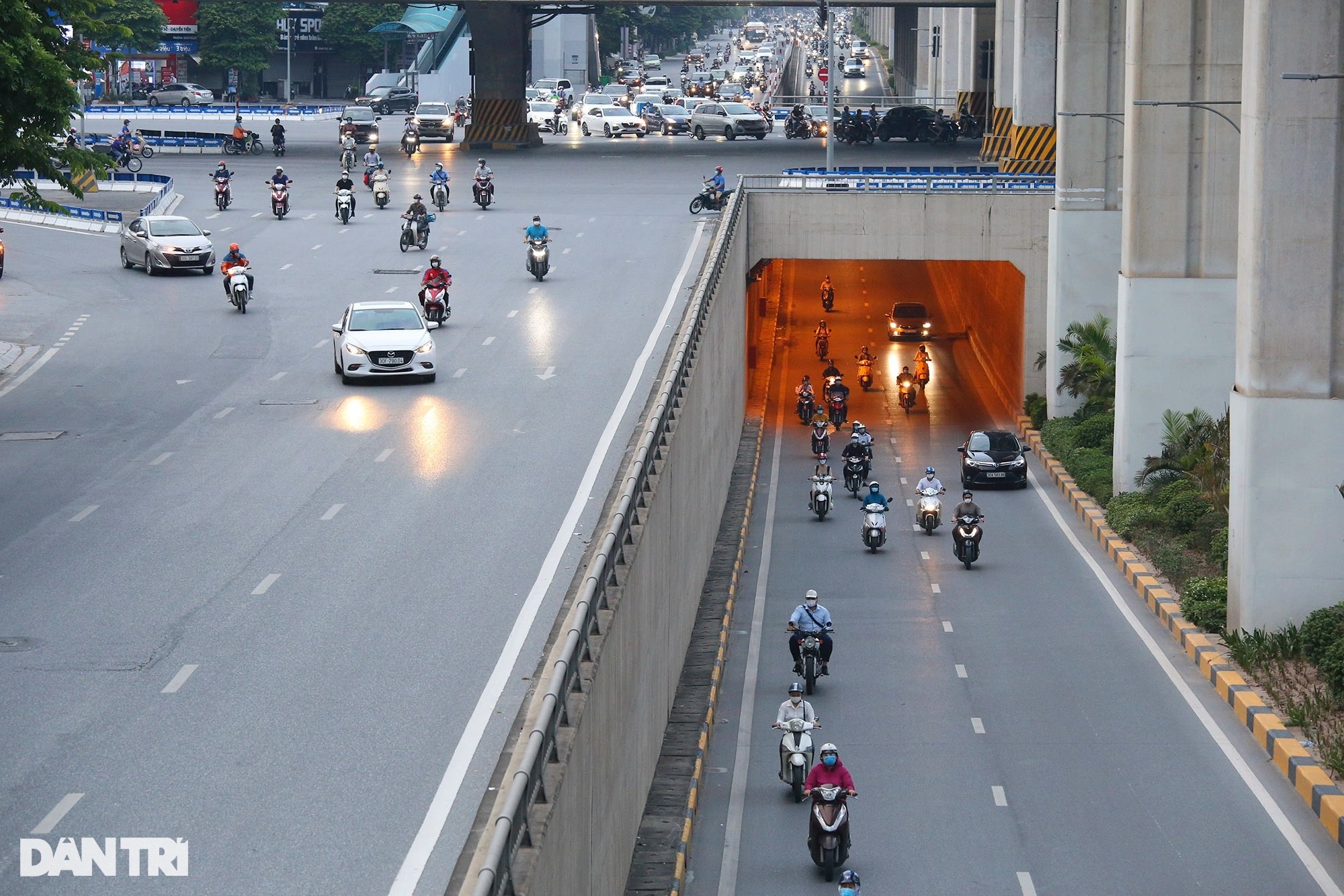 Choáng ngợp những nút giao thông hiện đại nhất Hà Nội - 20