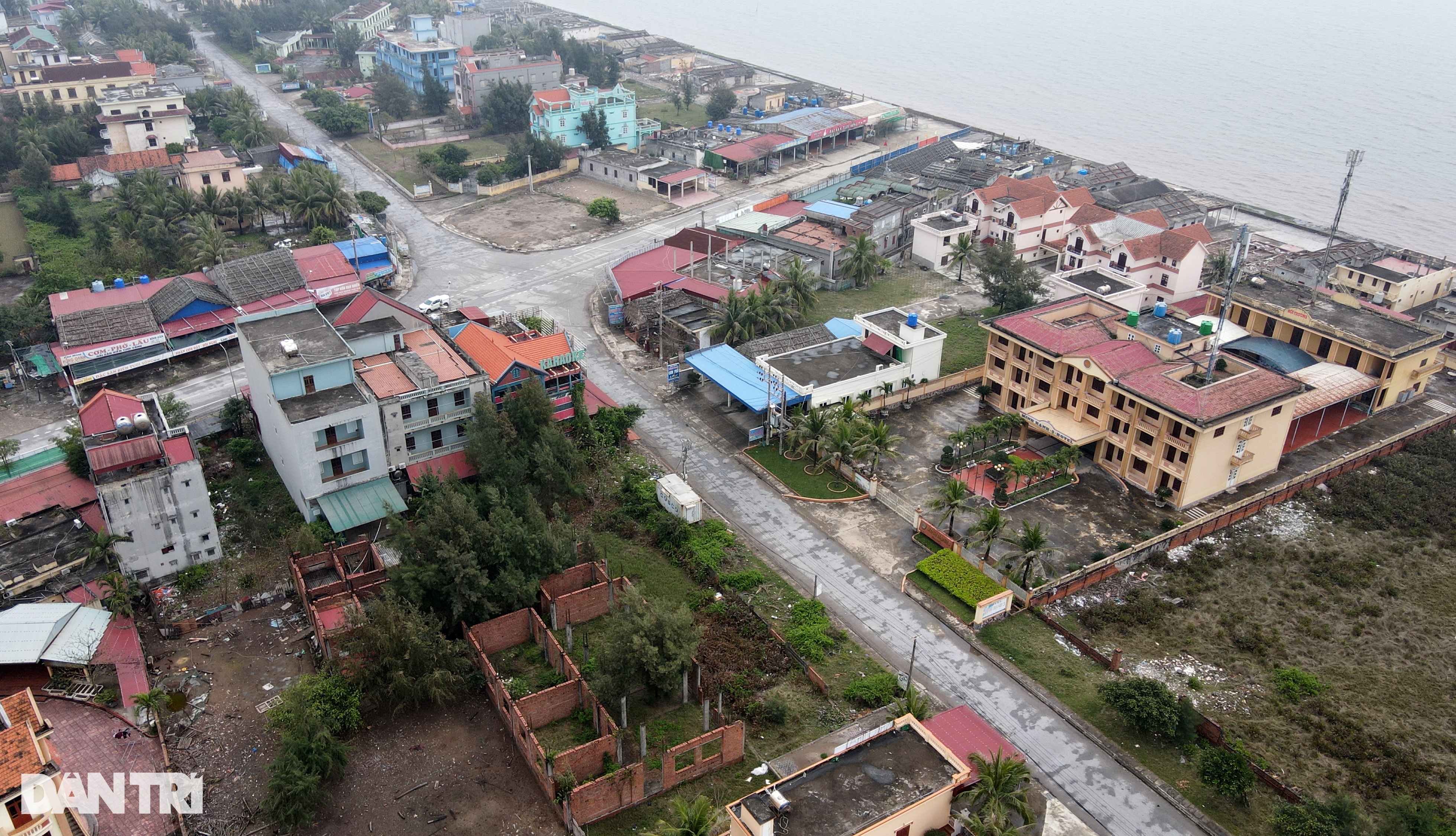 Khách sạn ở thiên đường du lịch biển Quất Lâm: Nơi bỏ hoang, chỗ bán tháo - 2