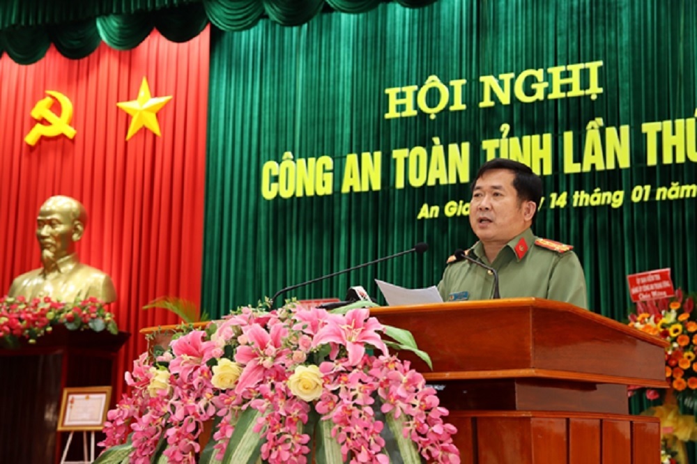 Đại tá Đinh Văn Nơi tiếp tục điều hành Công an tỉnh An Giang - 1
