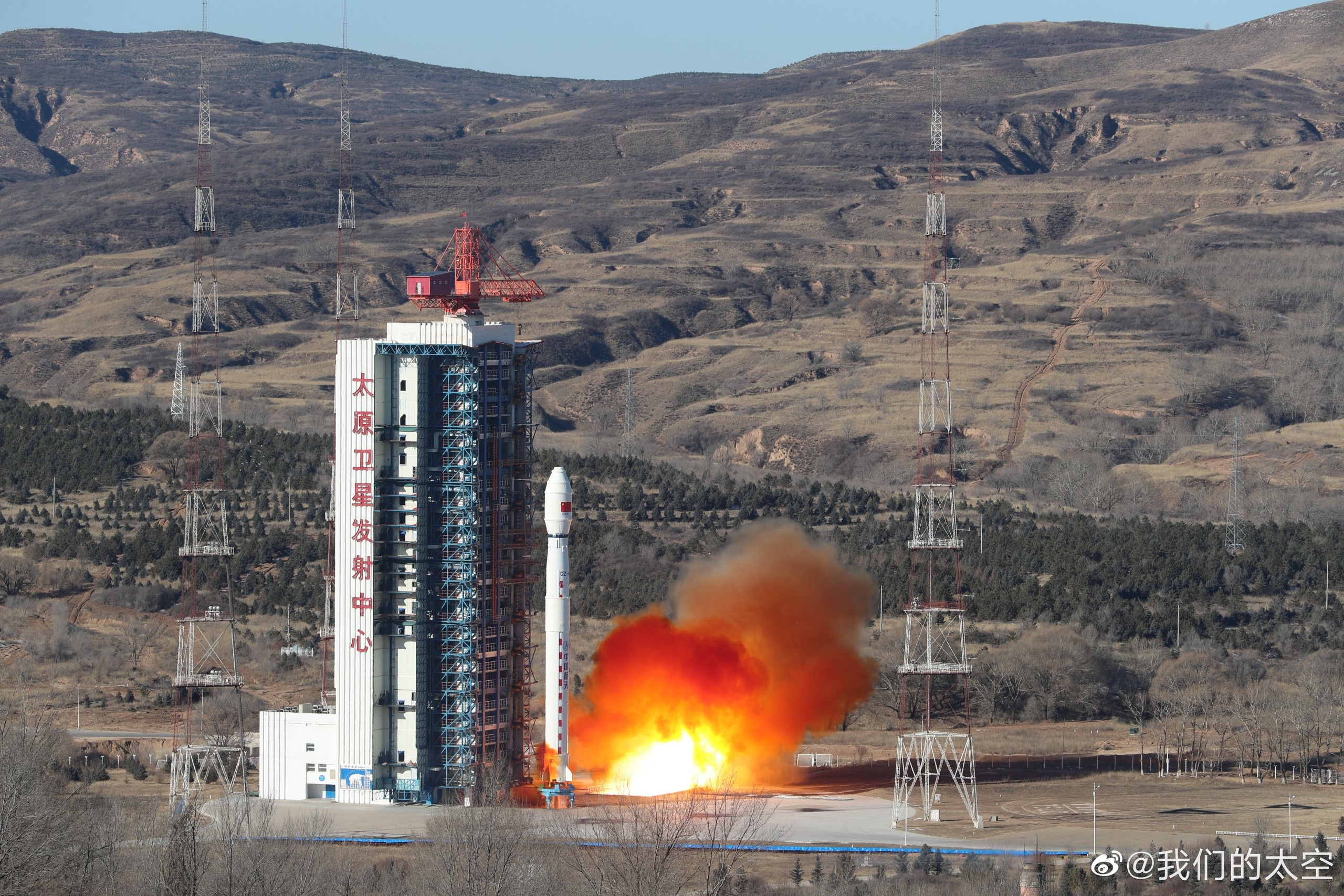 Trung Quốc sẽ rót gần 16 tỷ USD đưa Vũ Hán thành trung tâm vệ tinh - 1