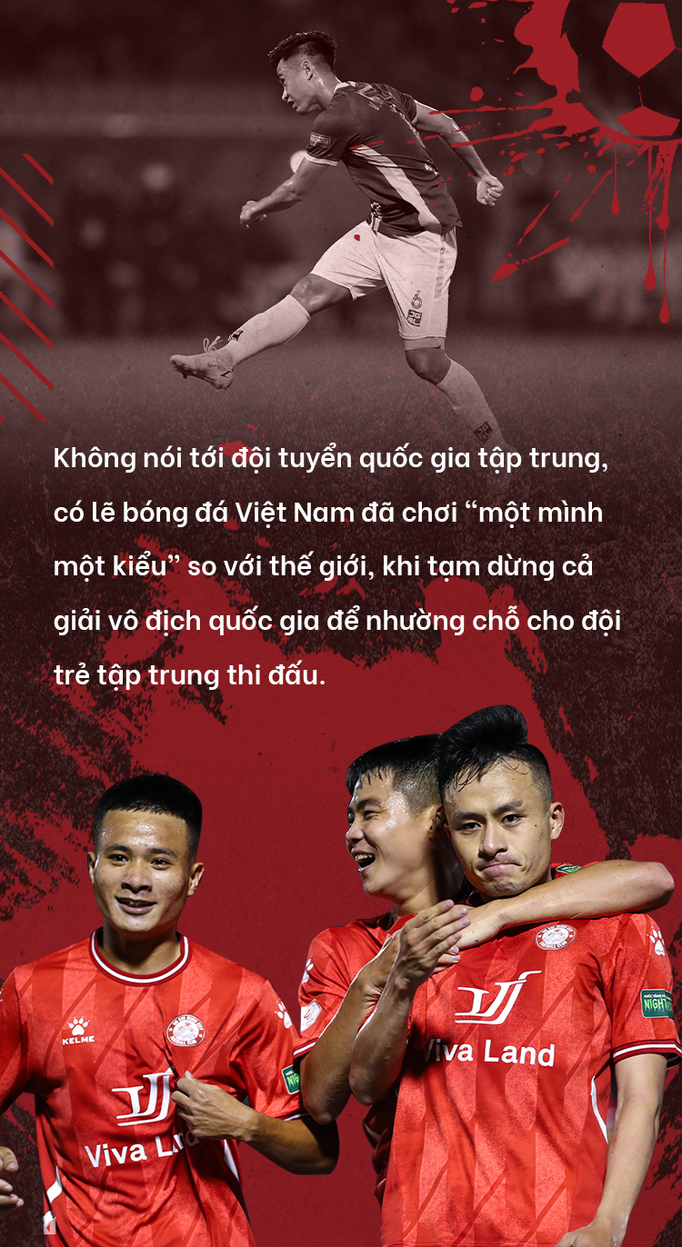 Hà cớ gì bóng đá Việt Nam đang chơi 