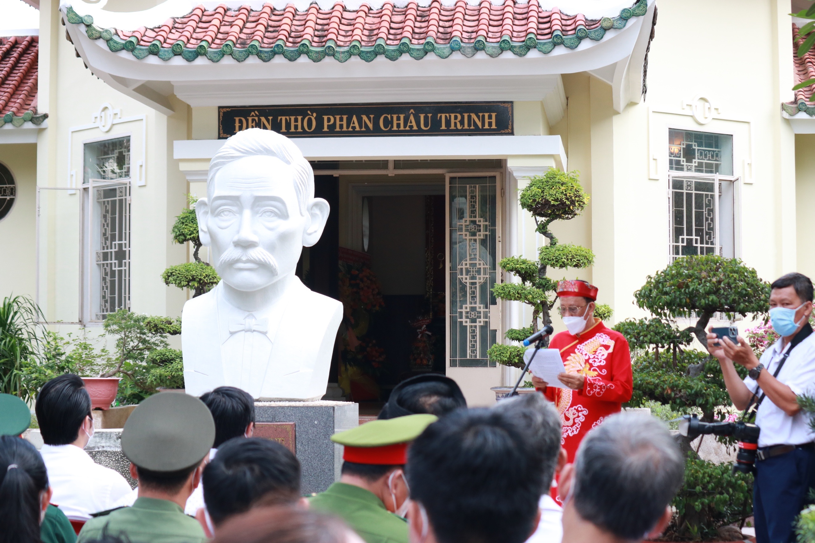 Kỷ niệm 96 năm ngày mất của nhà yêu nước Phan Châu Trinh - 1
