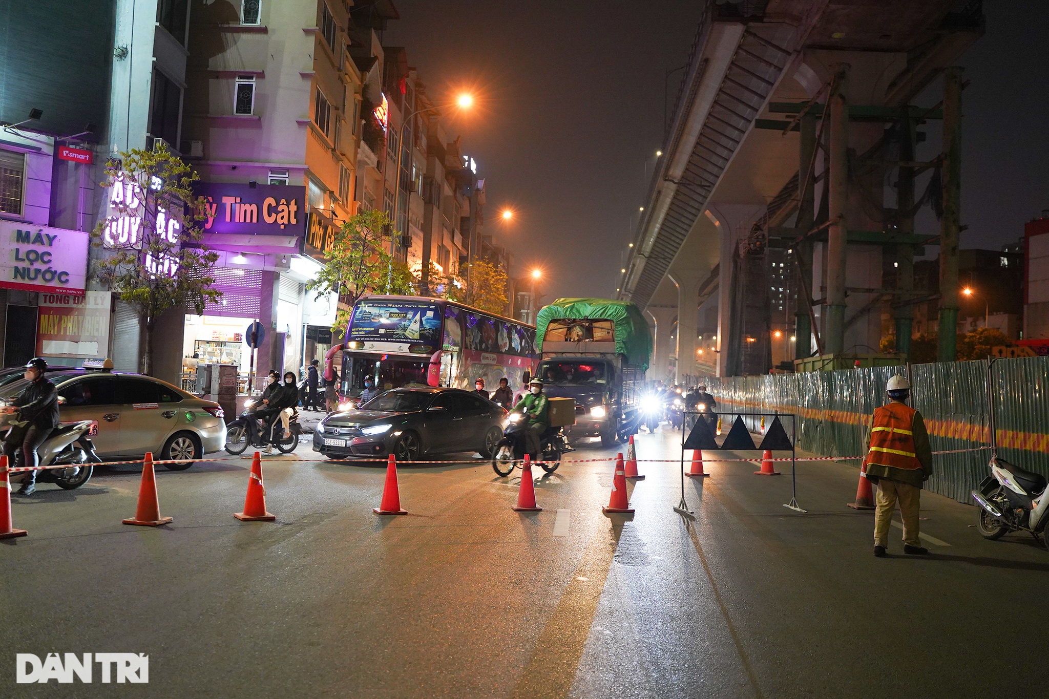 Xuyên đêm hợp long nhịp cầu cao nhất tại tuyến đường Vành đai 2 ở Hà Nội - 1