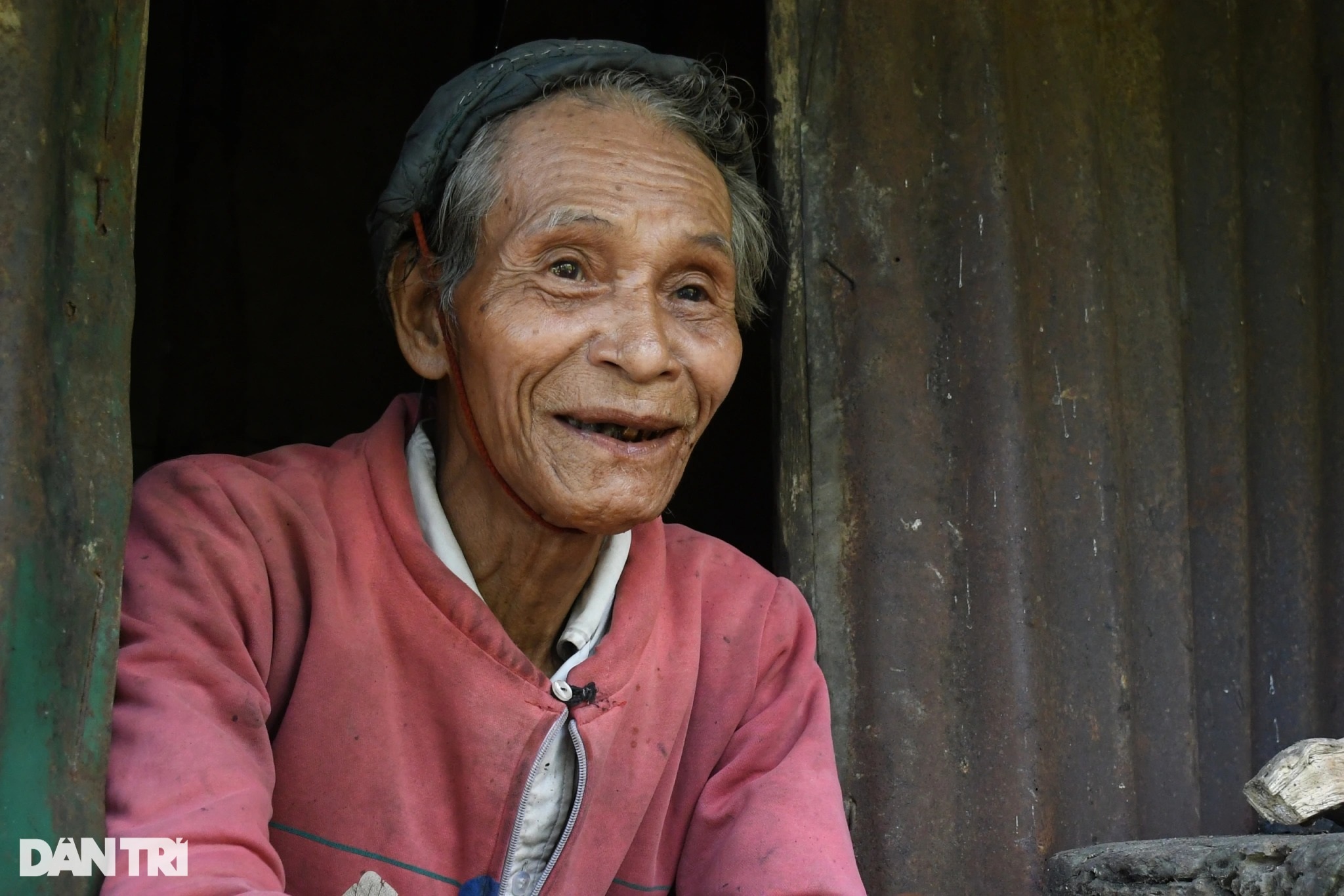 26 năm sống cô độc trong rừng sâu, &quot;người rừng&quot; khăng khăng &quot;ở đây vui lắm&quot; - Ảnh 4.