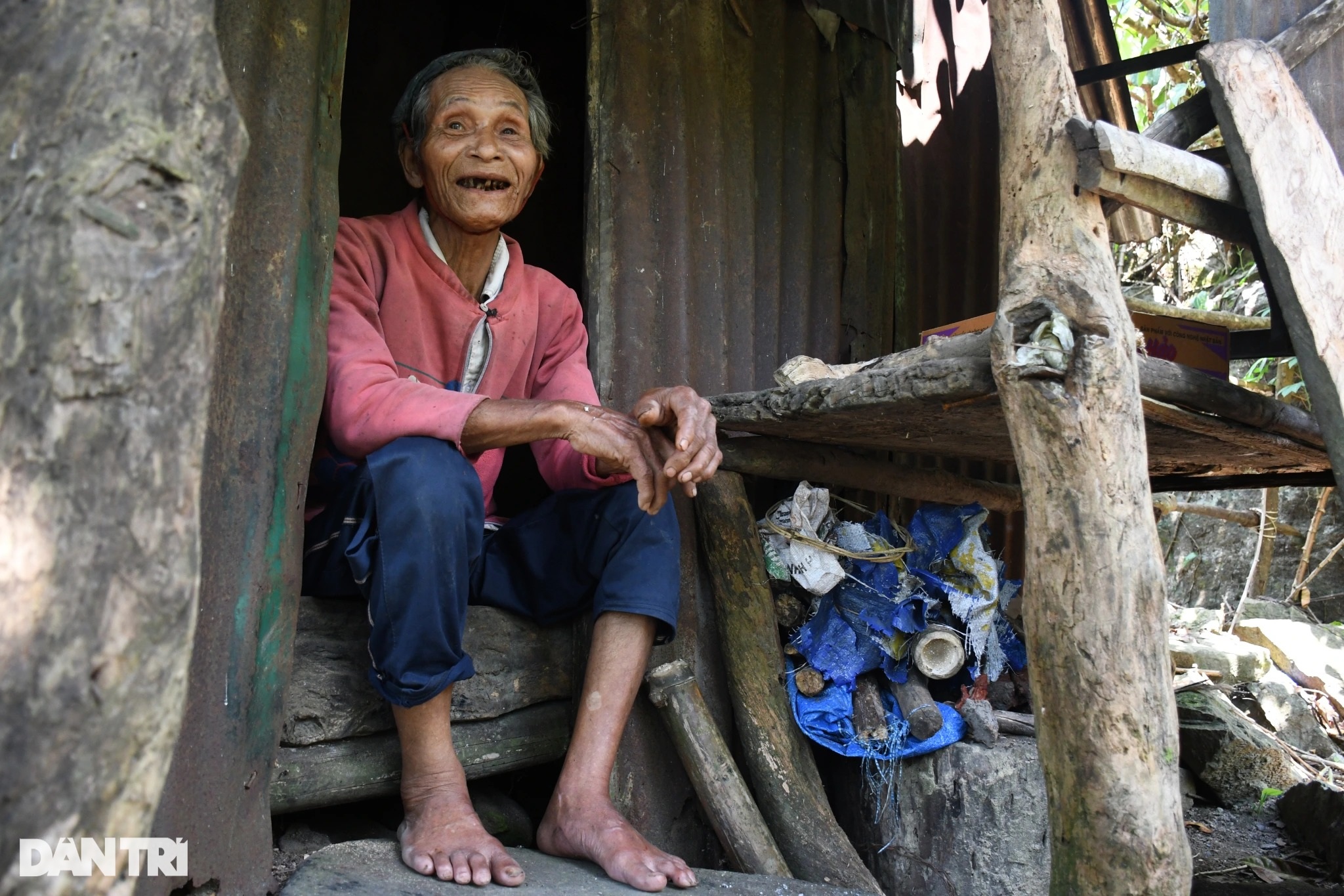 26 năm sống cô độc trong rừng sâu, &quot;người rừng&quot; khăng khăng &quot;ở đây vui lắm&quot; - Ảnh 10.