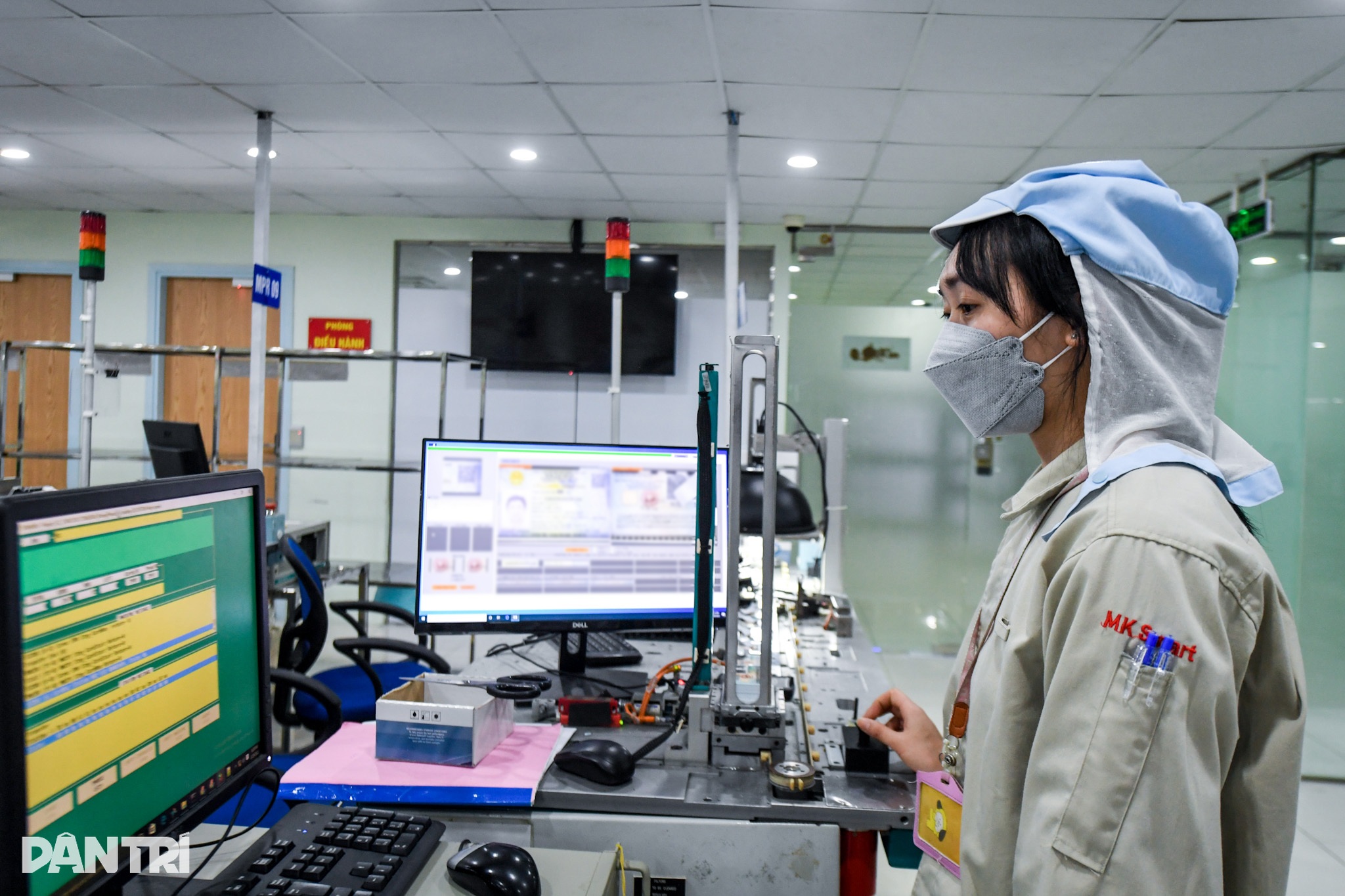 Khám phá bên trong nhà máy sản xuất căn cước công dân gắn chip - 22 Khám phá bên trong nhà máy sản xuất căn cước công dân gắn chip - 22